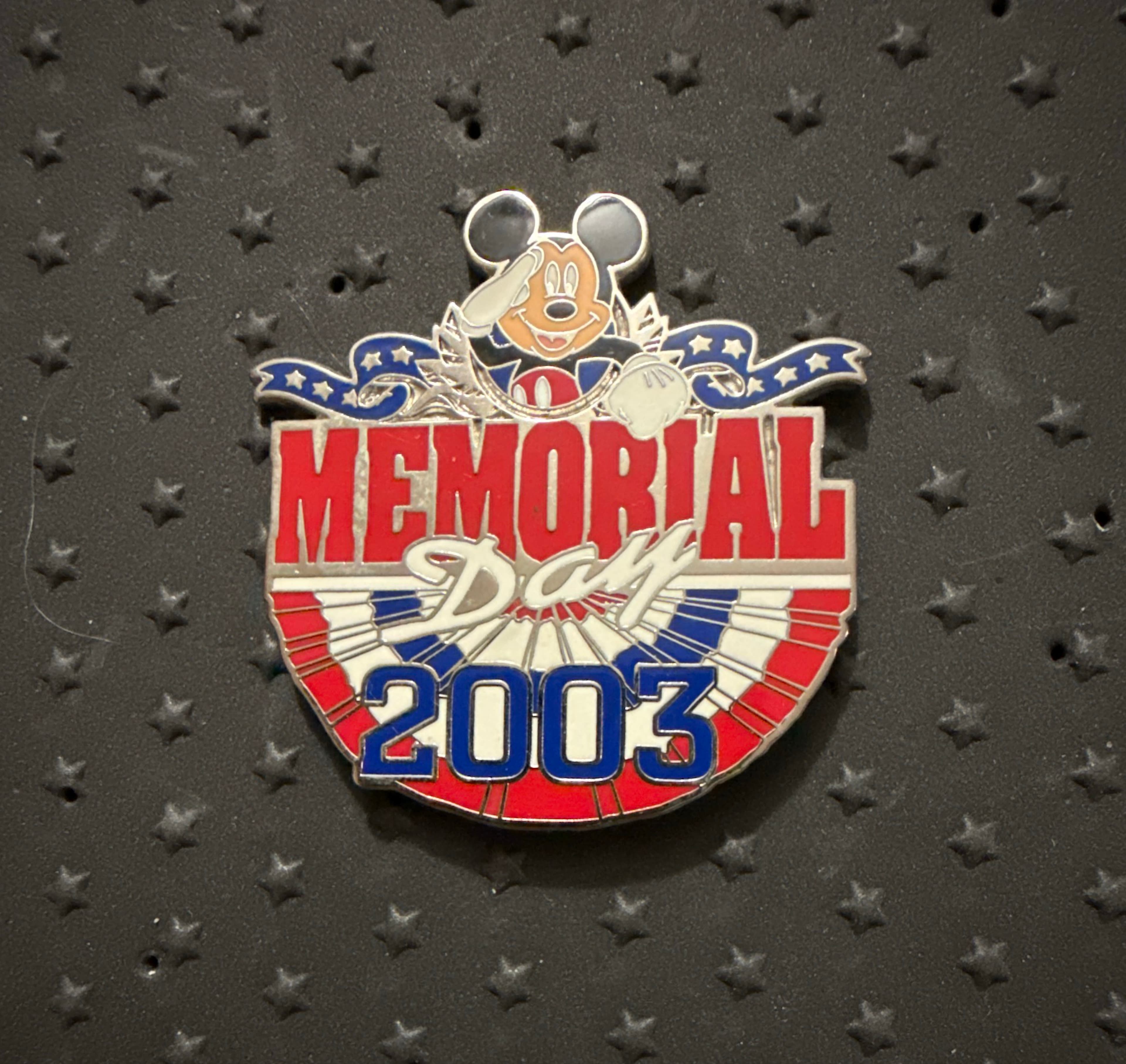 Mickey Mouse Saluting Memorial Day 2003 Pin
