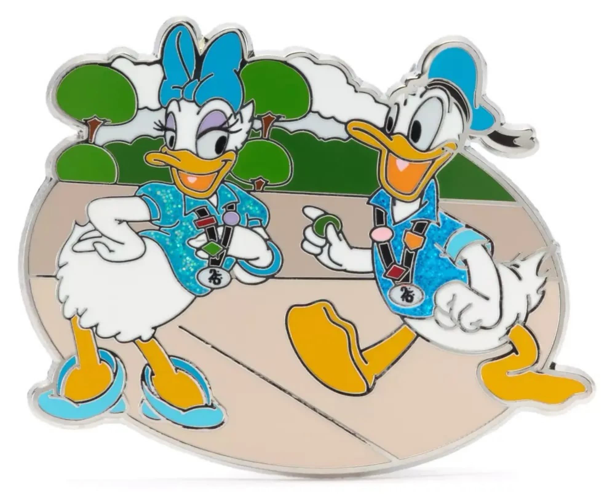 Daisy and Donald Duck Pin Trading