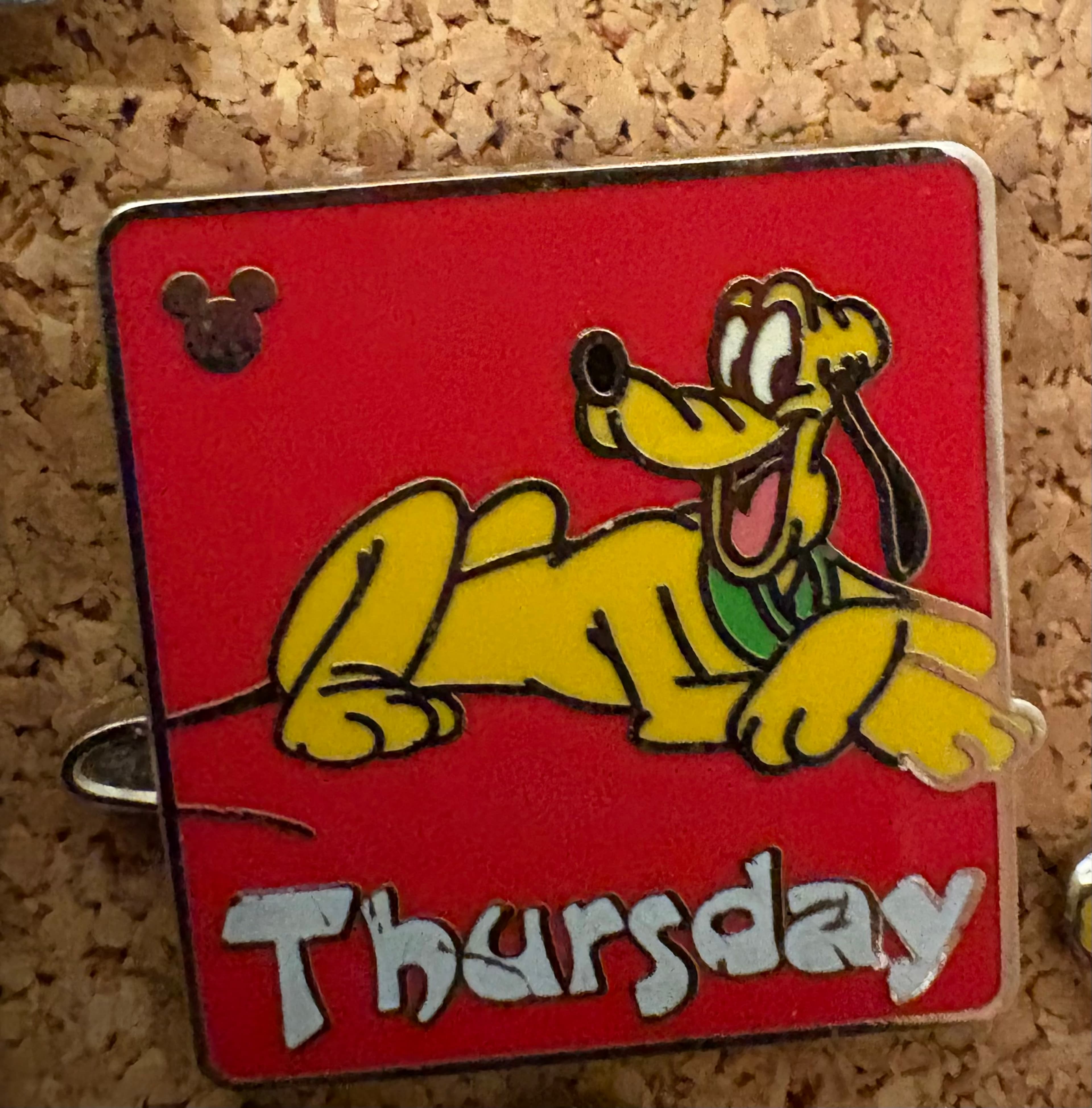 Pluto - Thursday - 2013 Hidden Mickey - Days of the Week