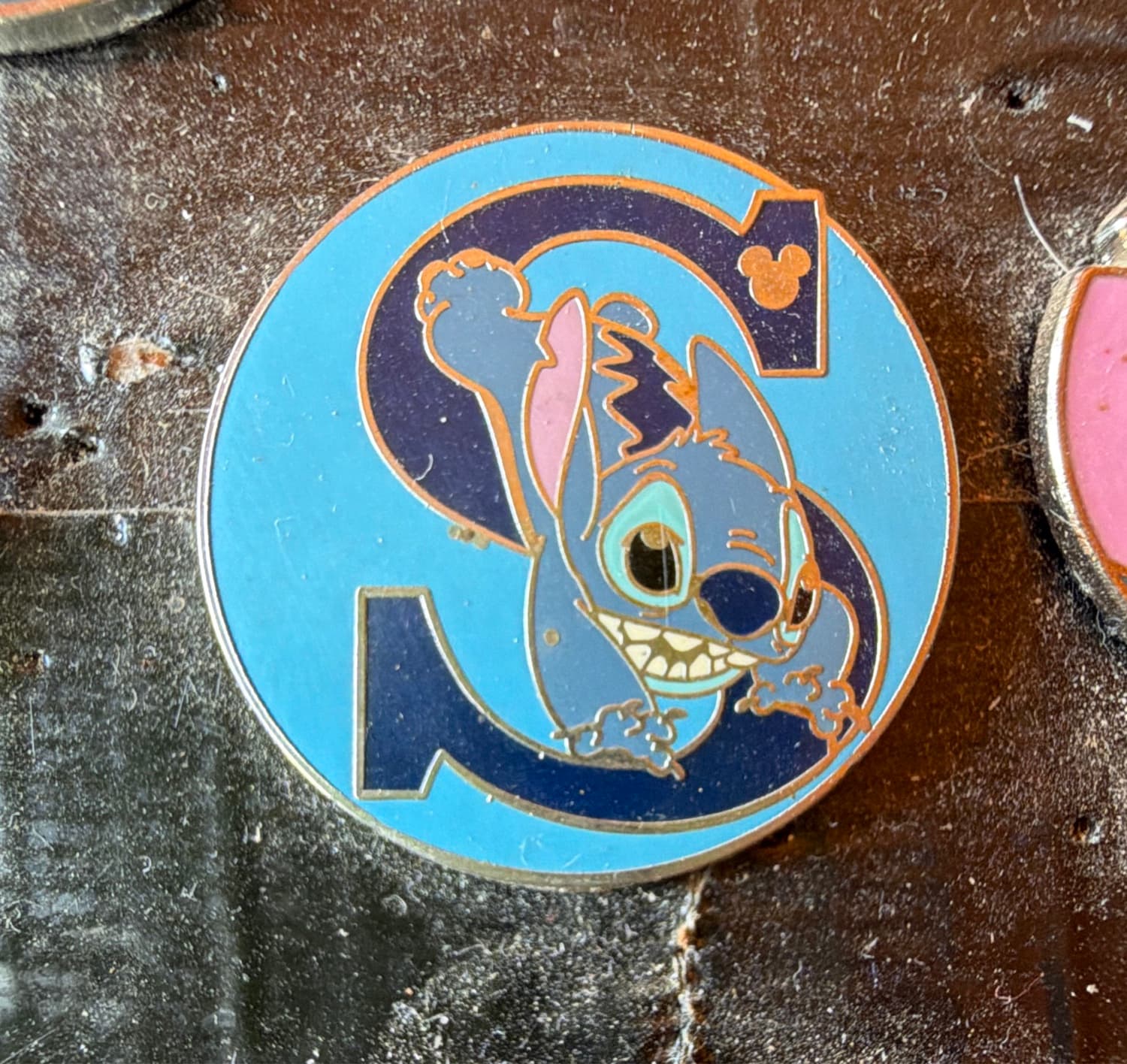 Stitch (S) - Hidden Mickey Series III - Alphabet
