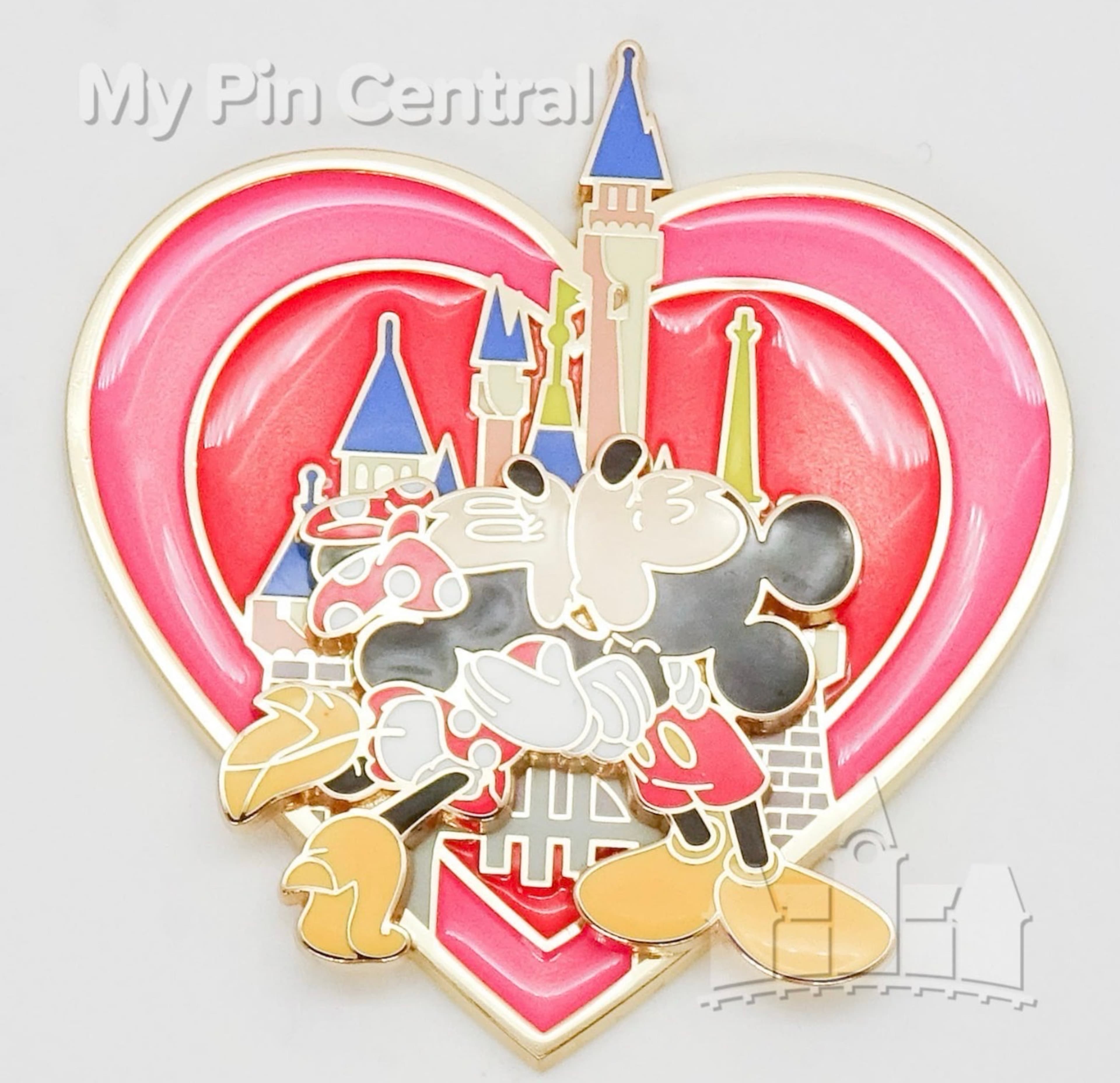 Mickey and Minnie Kissing Heart Castle Pin-on-Pin