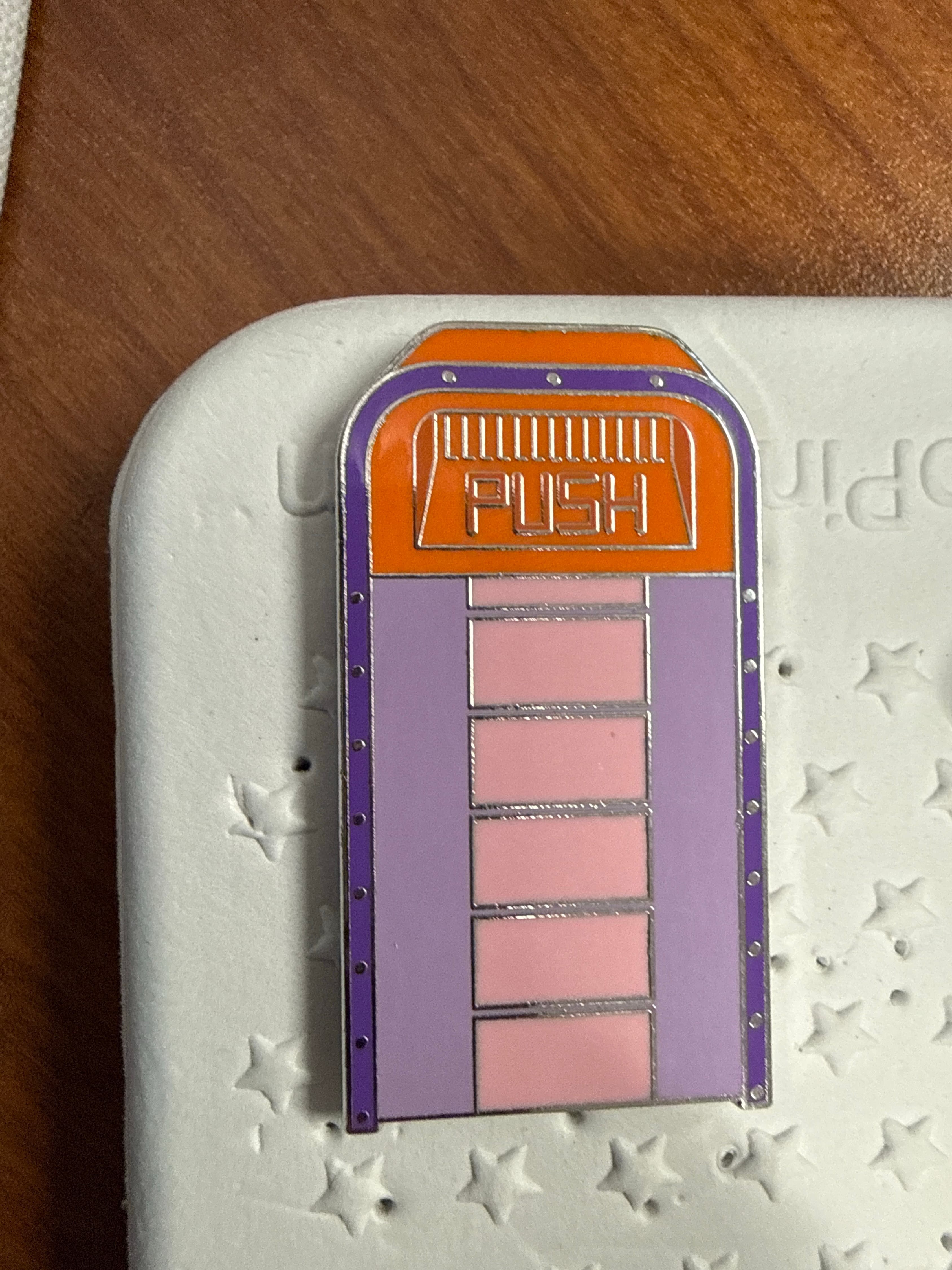 Figment - Disney Character Trash Bins front