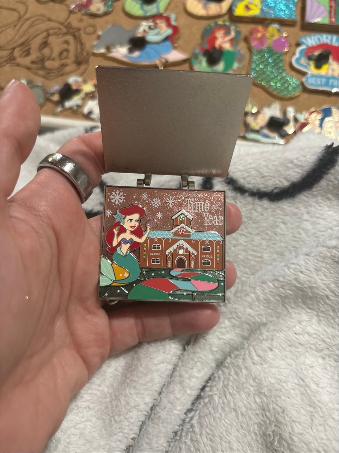 Little Mermaid Beach Club Gingerbread Hinged Pin