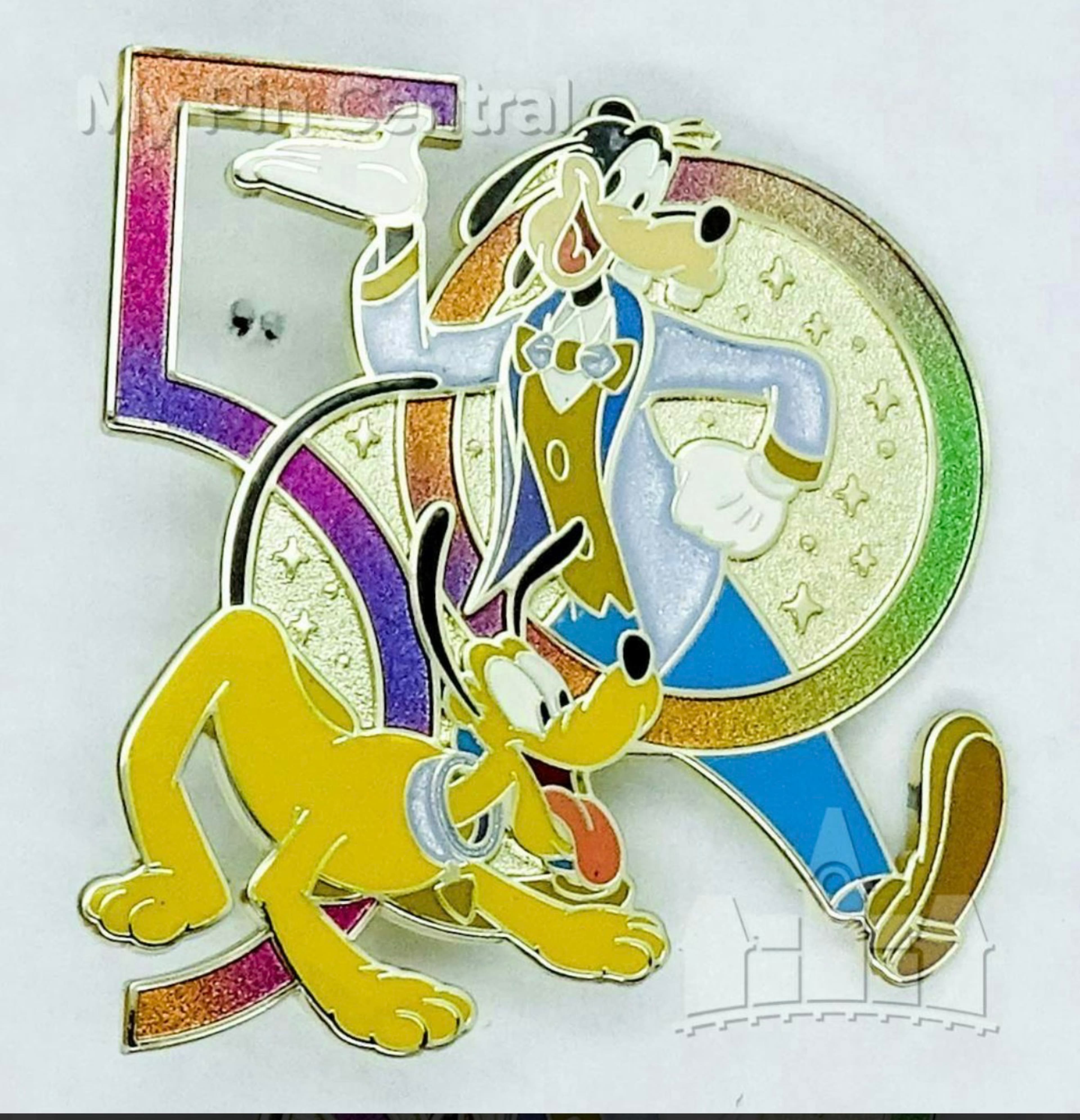 Walt Disney World 50th Anniversary Goofy & Pluto Pin front