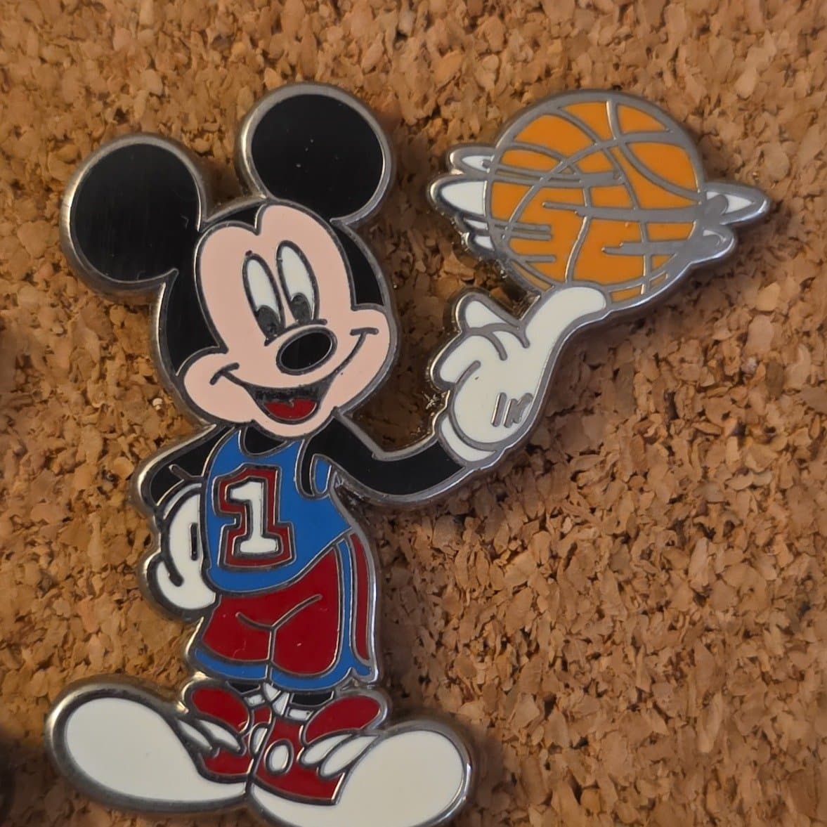 Basketball Mickey