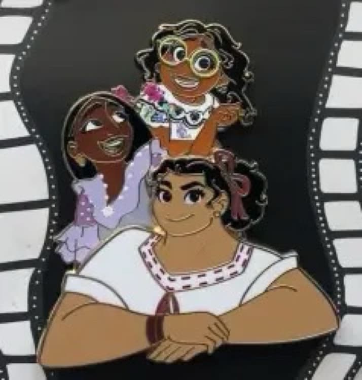 Mirabel, Isabela, Luisa - Encanto - Film Stack