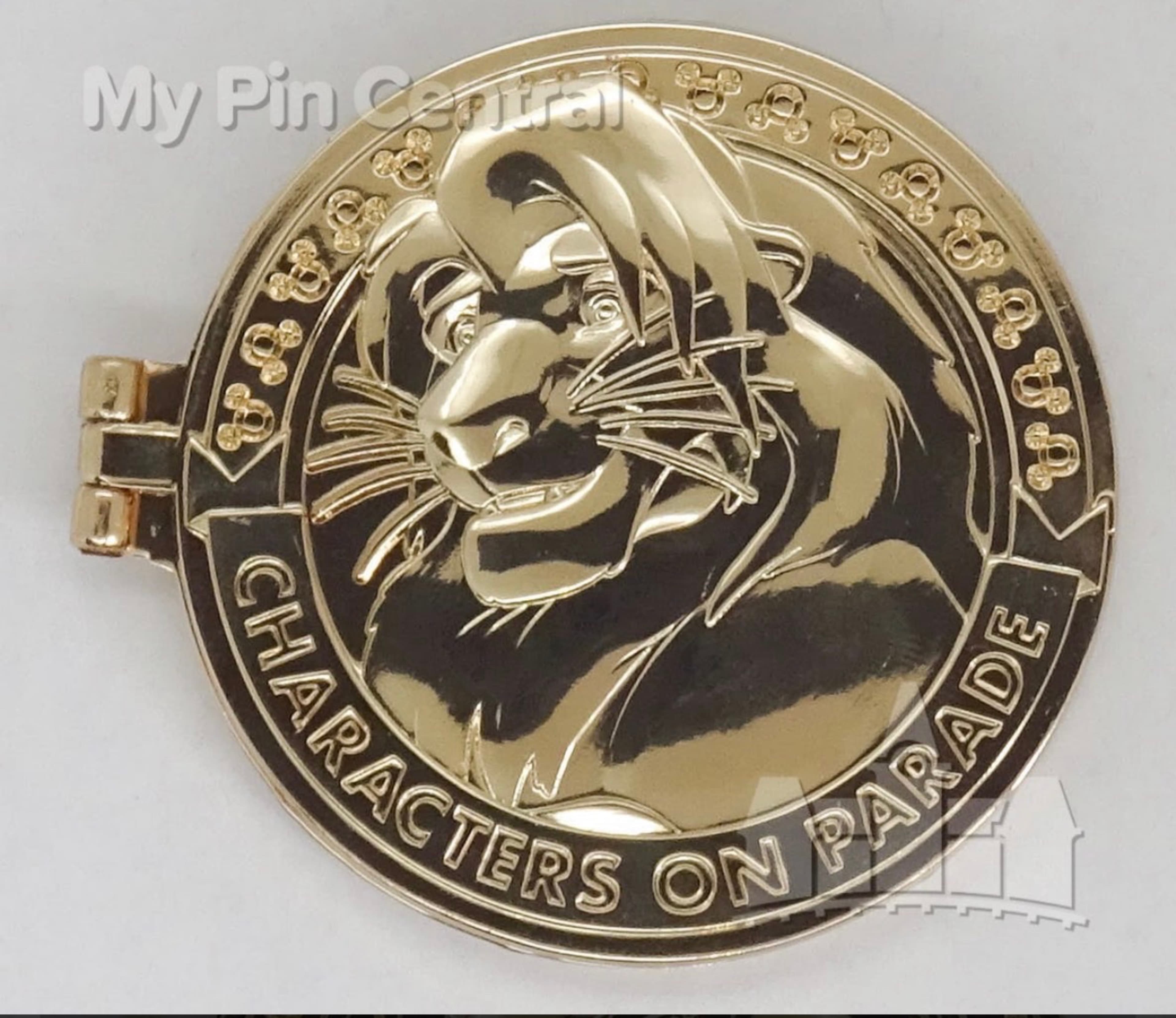 Simba - The Lion King - Characters on Parade Hinged Pin front