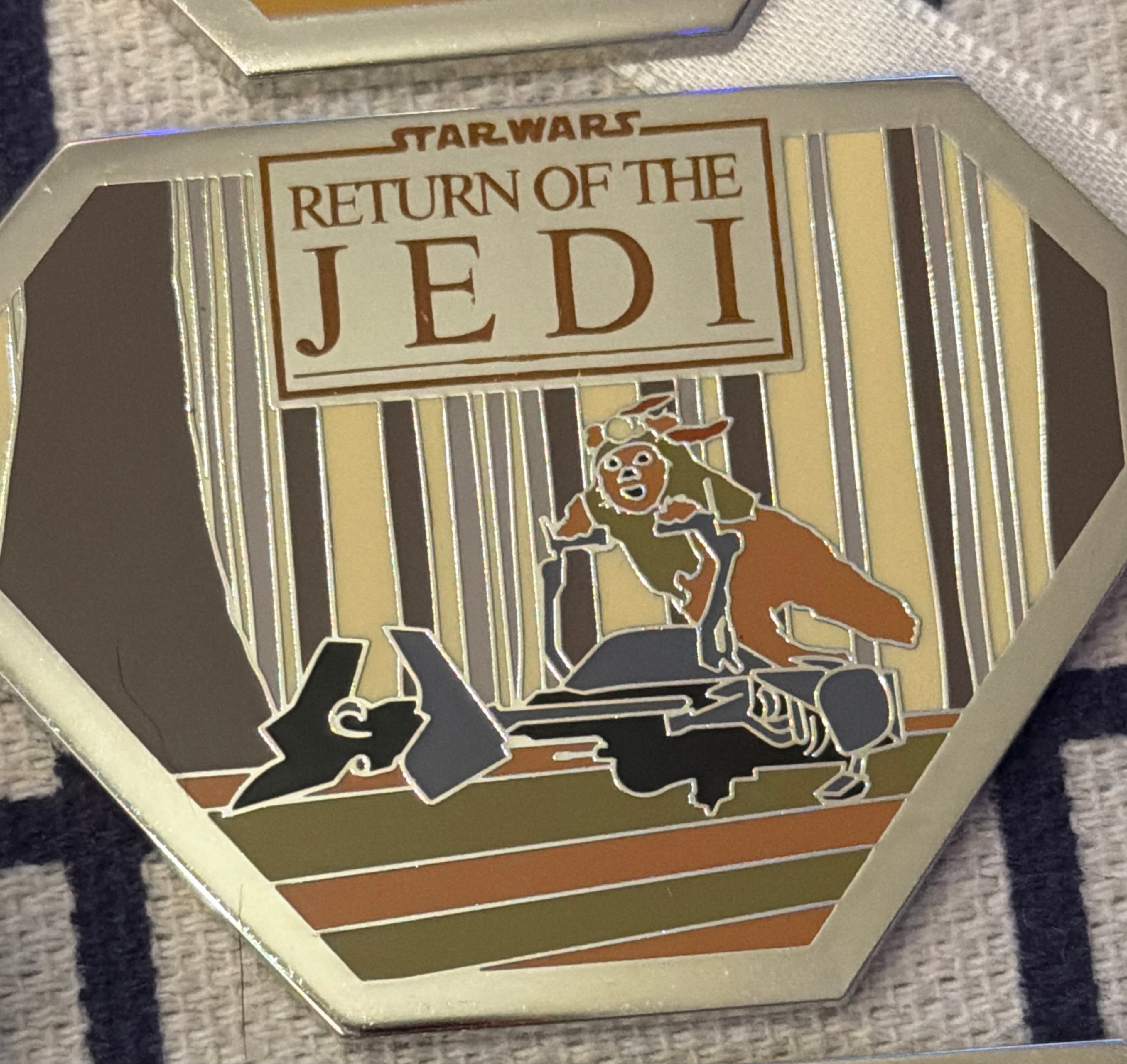 Wicket on Speeder Bike - Star Wars: Return of the Jedi 40th Anniversary