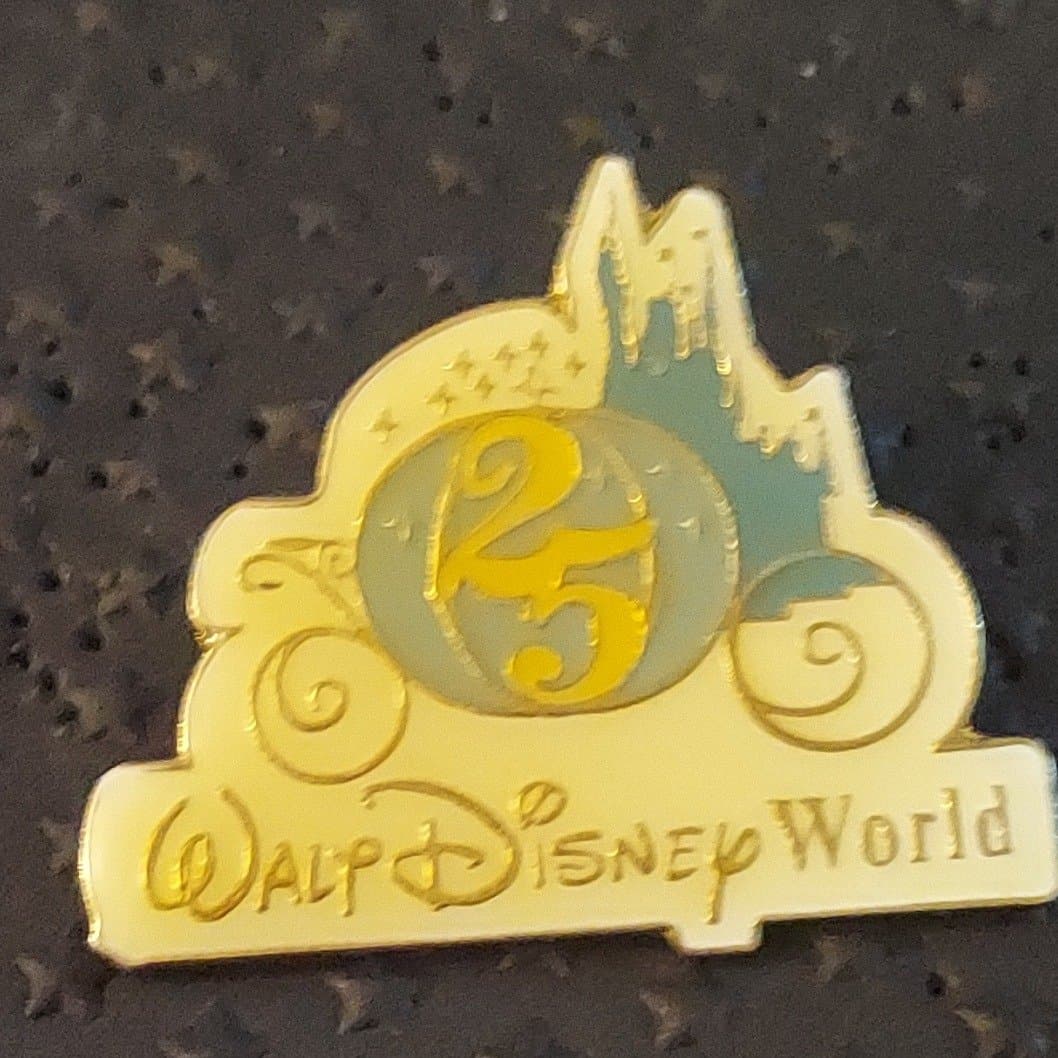 Walt Disney World 25th Anniversary Cinderella Castle & Pumpkin Coach Pin