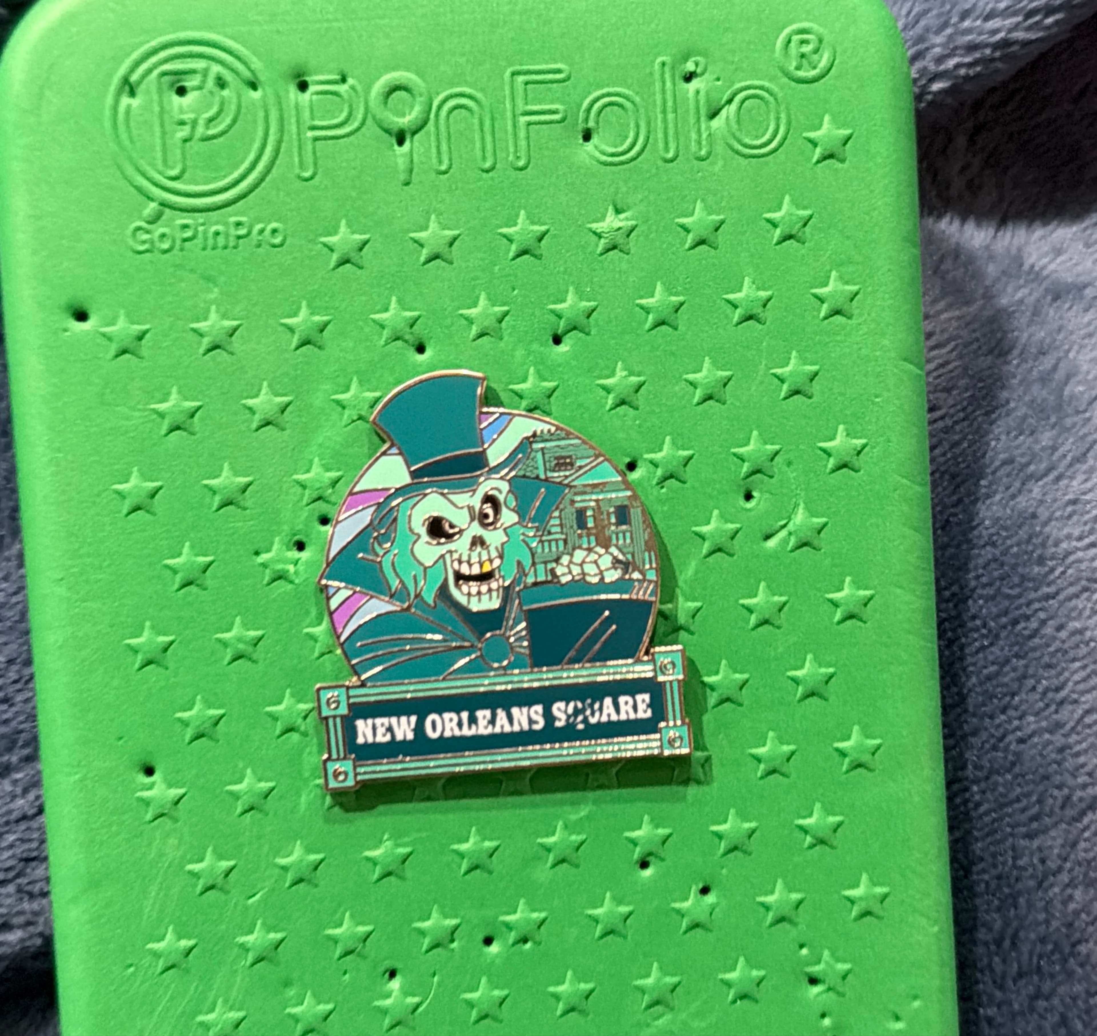 Hatbox Ghost - New Orleans Square - Haunted Mansion