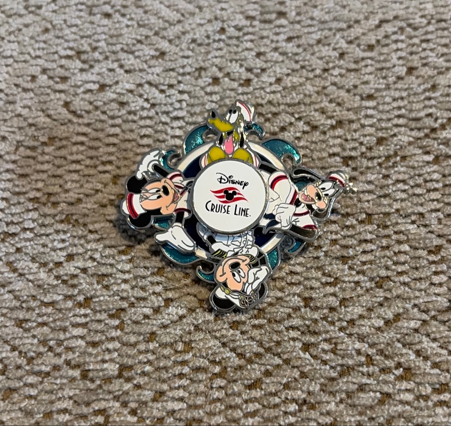 Mickey, Minnie, Goofy, Pluto Spinner