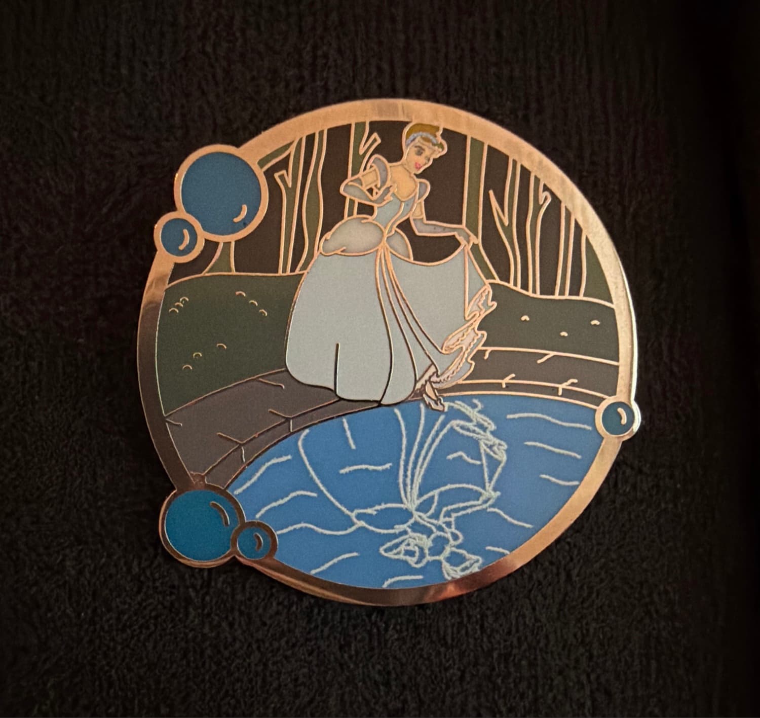 Cinderella - Disney Parks Reflections Mystery Pin