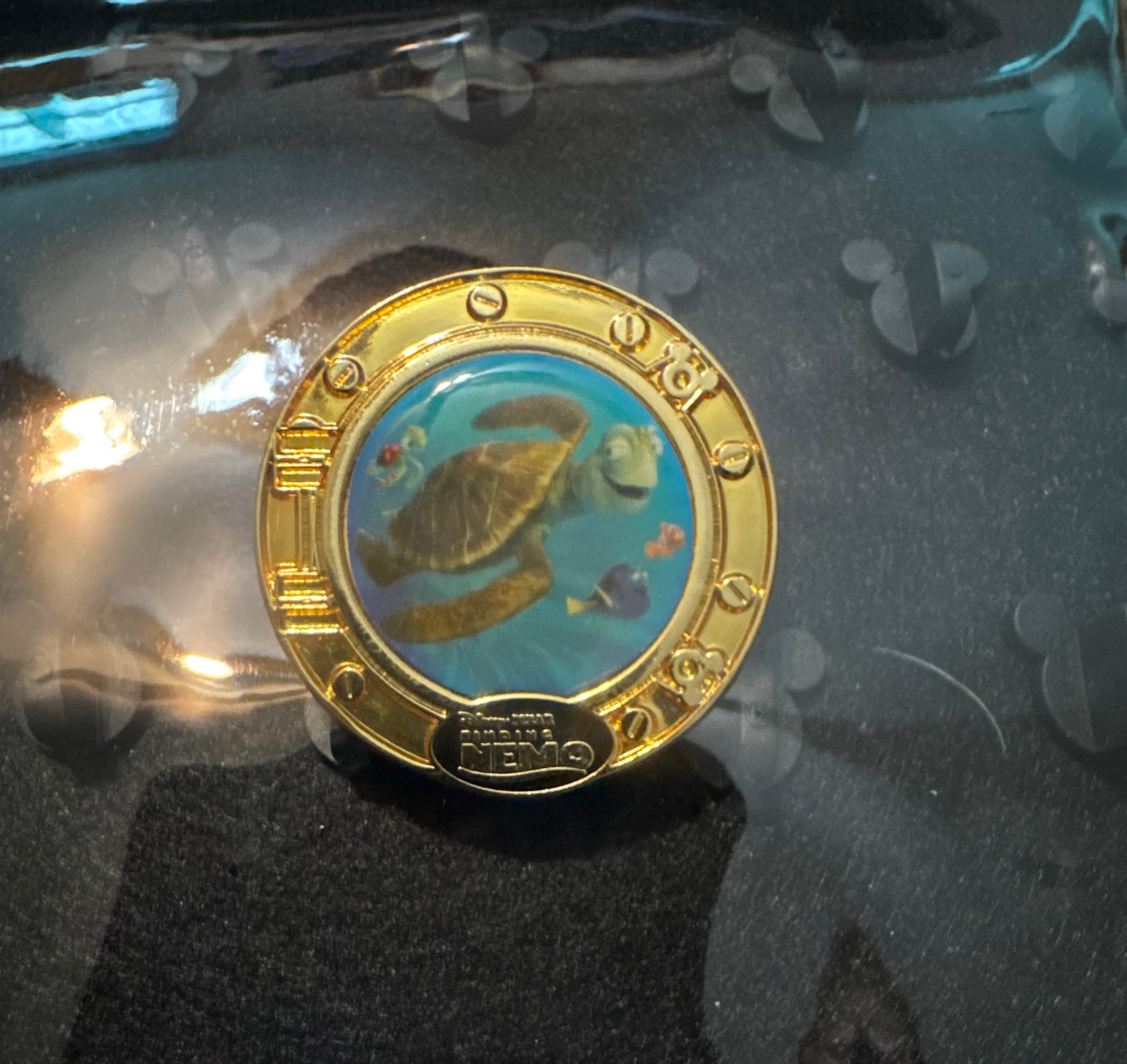 Crush, Dory, and Nemo/Marlin Gold Porthole Pin - Finding Nemo