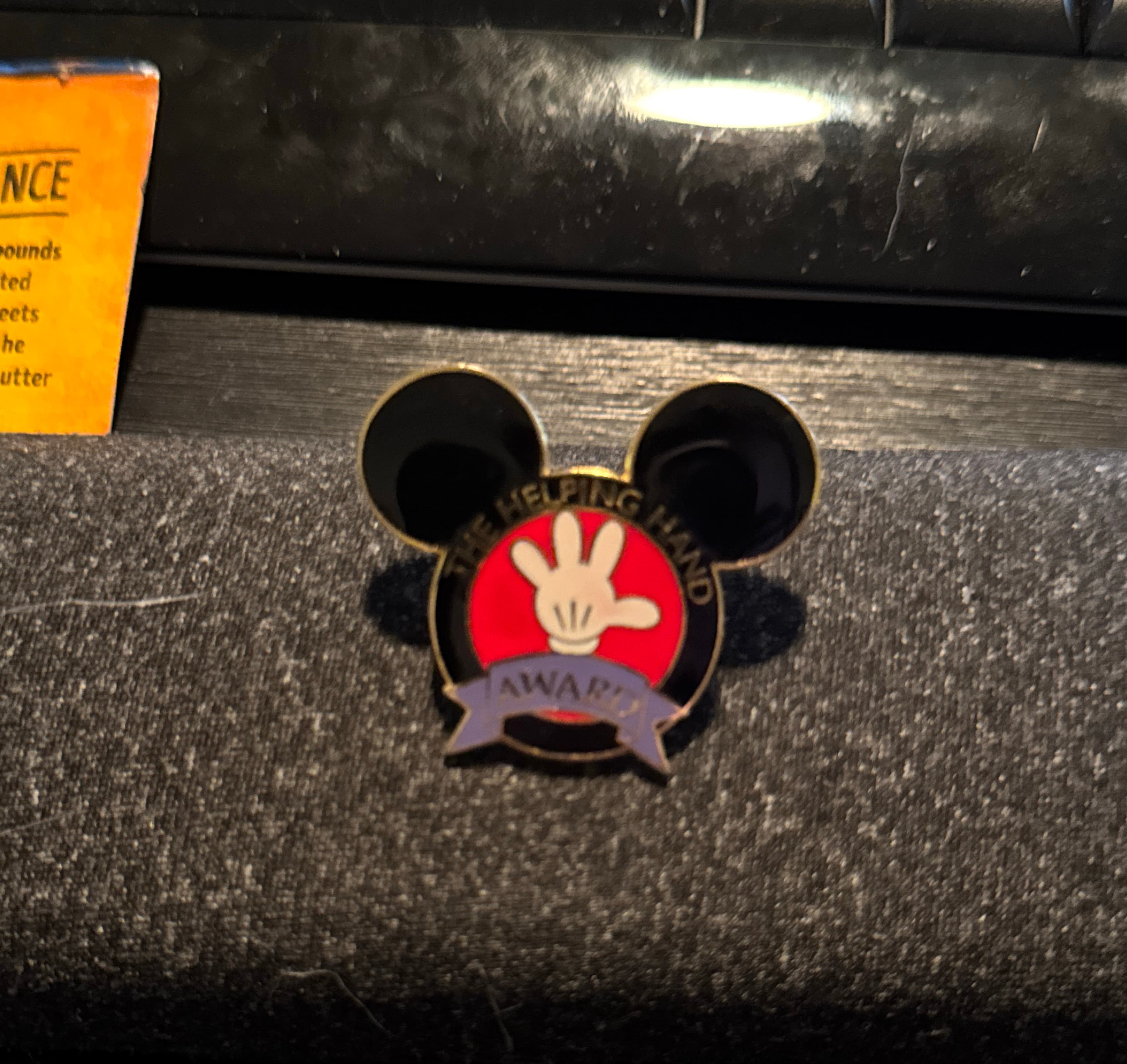 Helping Hand Award - Epcot Pin Celebration - Award Pin