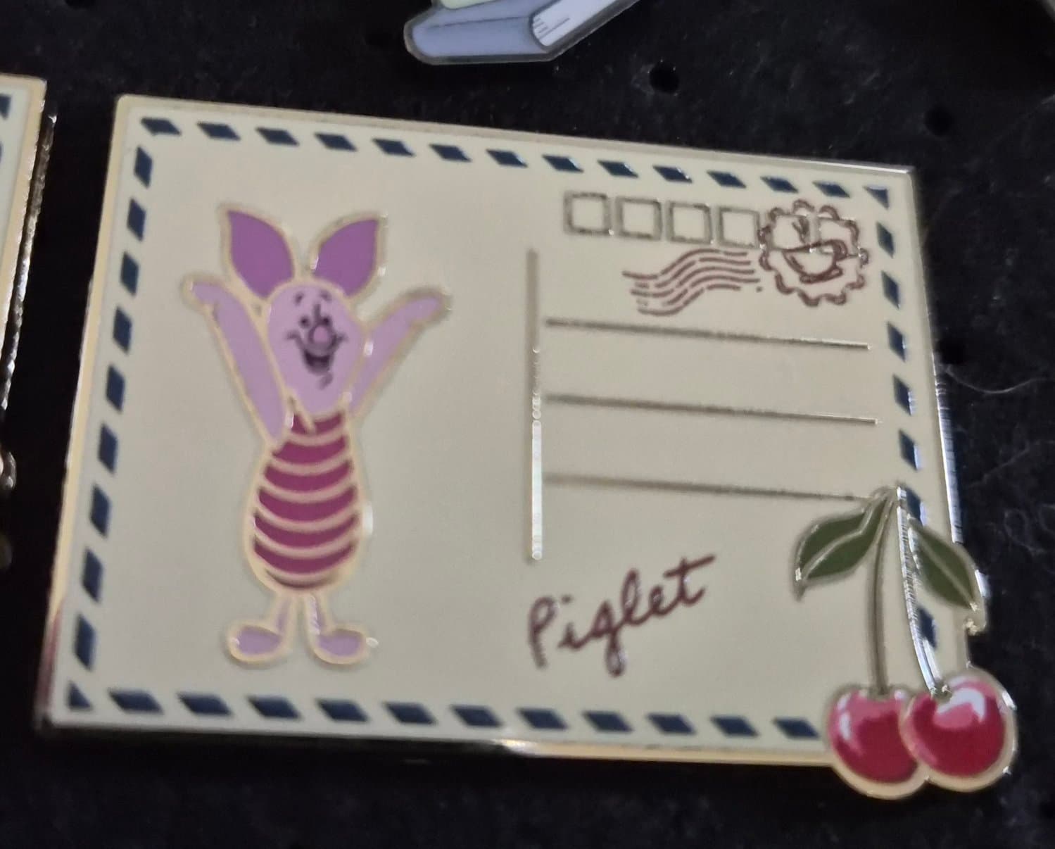 Disney Winnie the Pooh Postcards Blind Box Pin Set