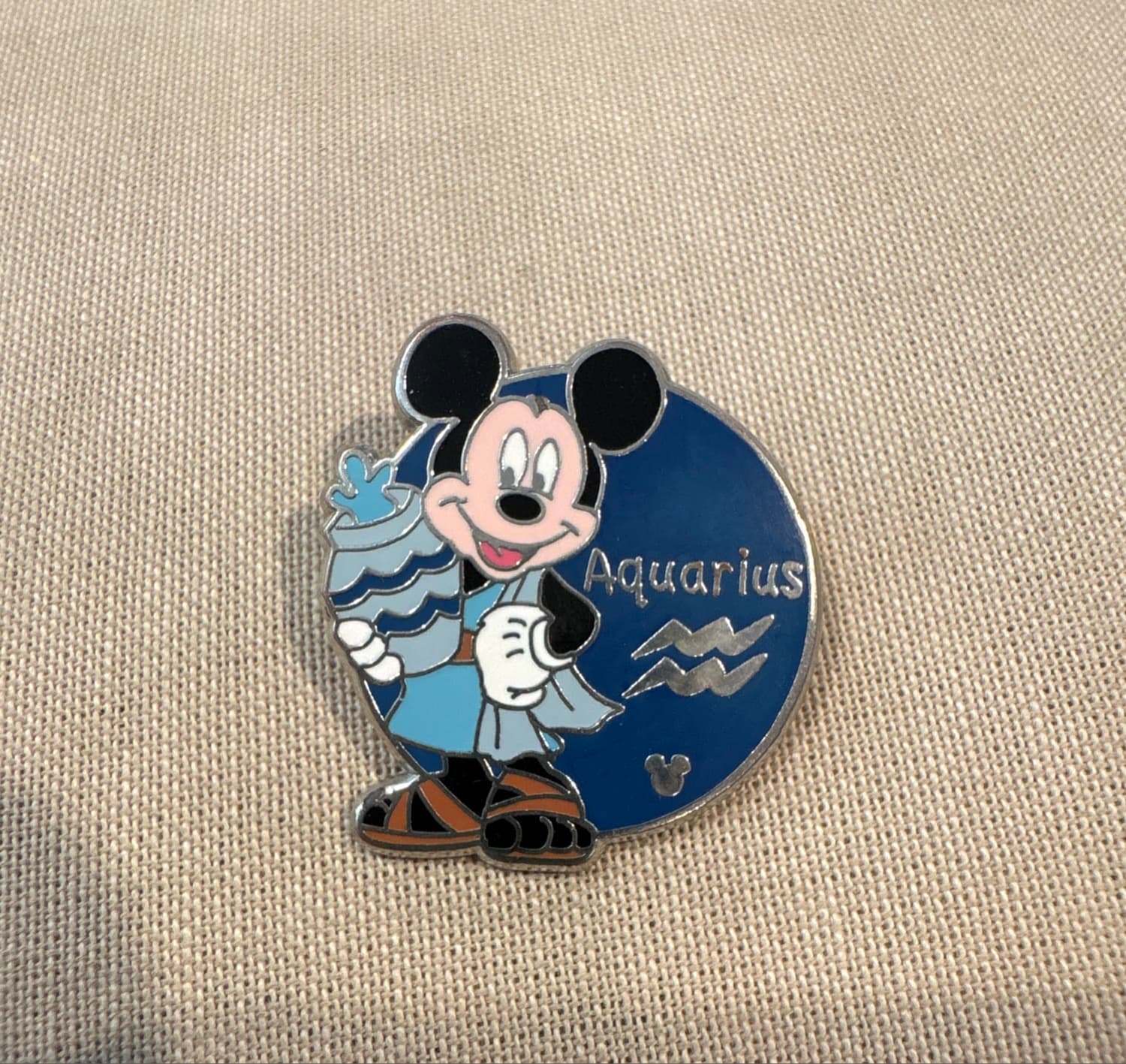 Mickey Mouse Aquarius Zodiac Sign Hidden Mickey Trading Pin