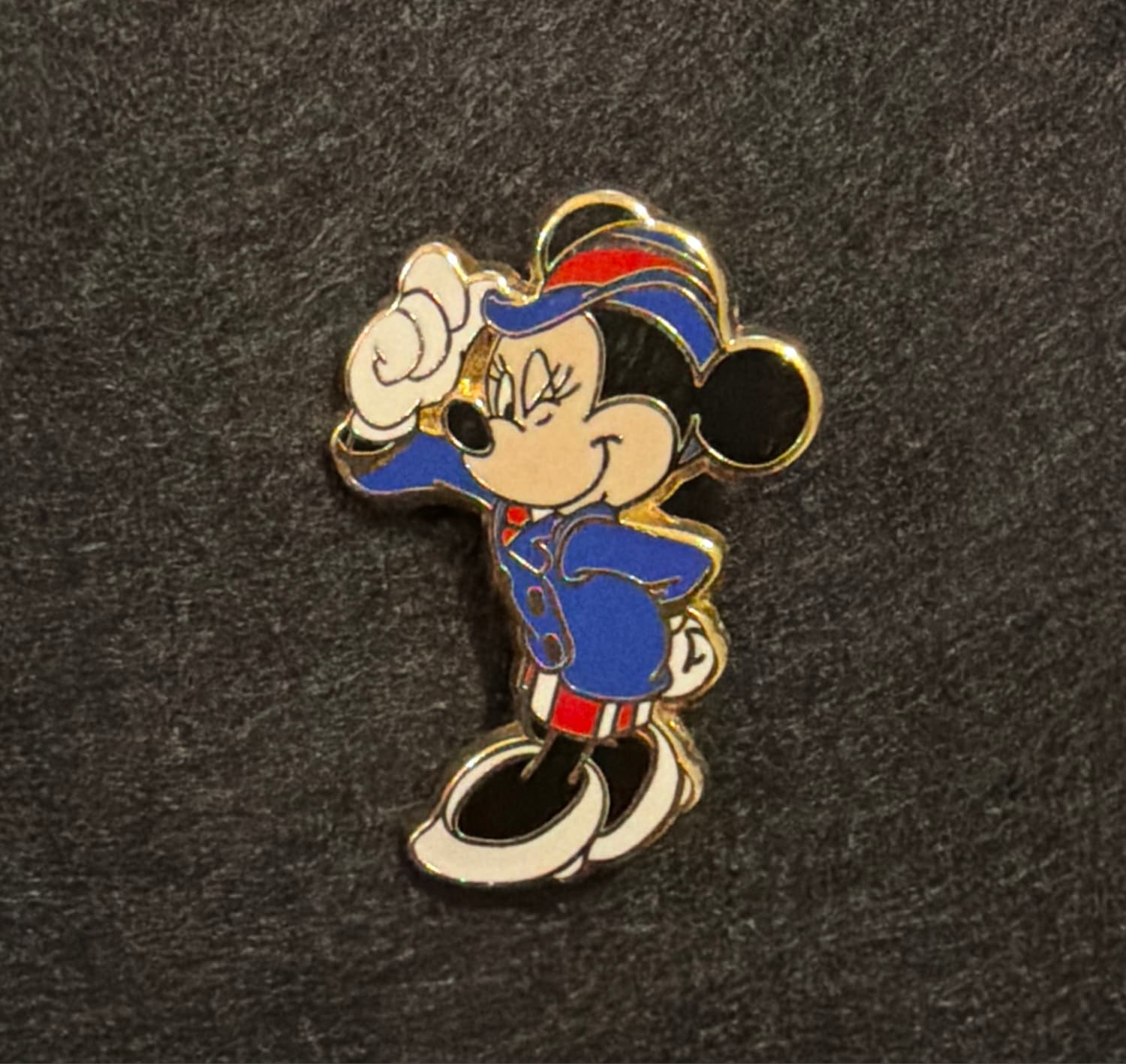 Disney Patriotic Minnie Mouse Salute Pin Americana Starter Set 2005