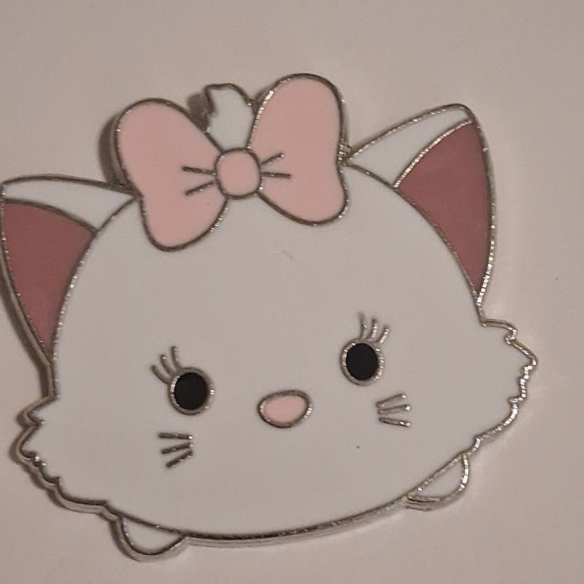 Marie Tsum Tsum Pin - The Aristocats front