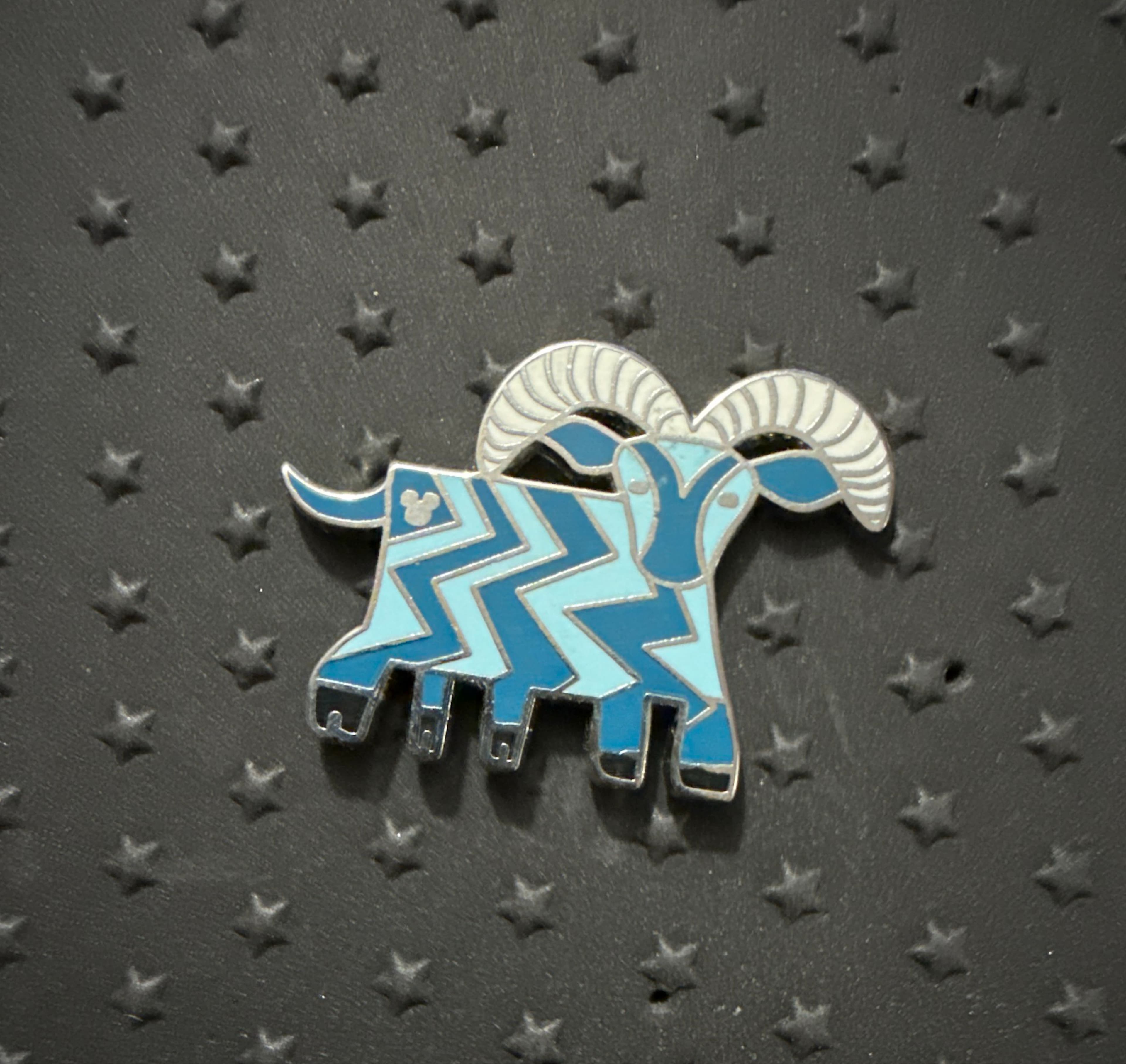 5 Legged Goat - 2009 Hidden Mickey - Fun Icons