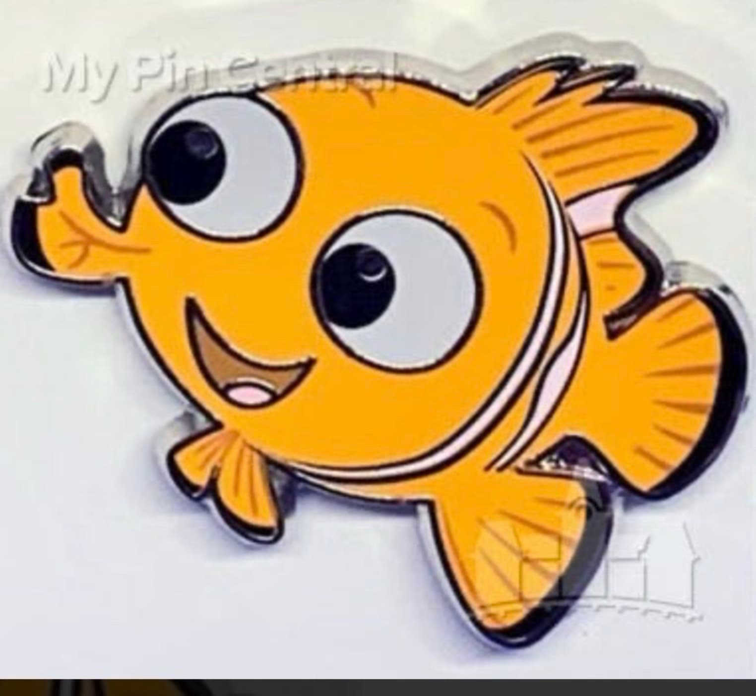 Nemo Smiling Swimming Pin