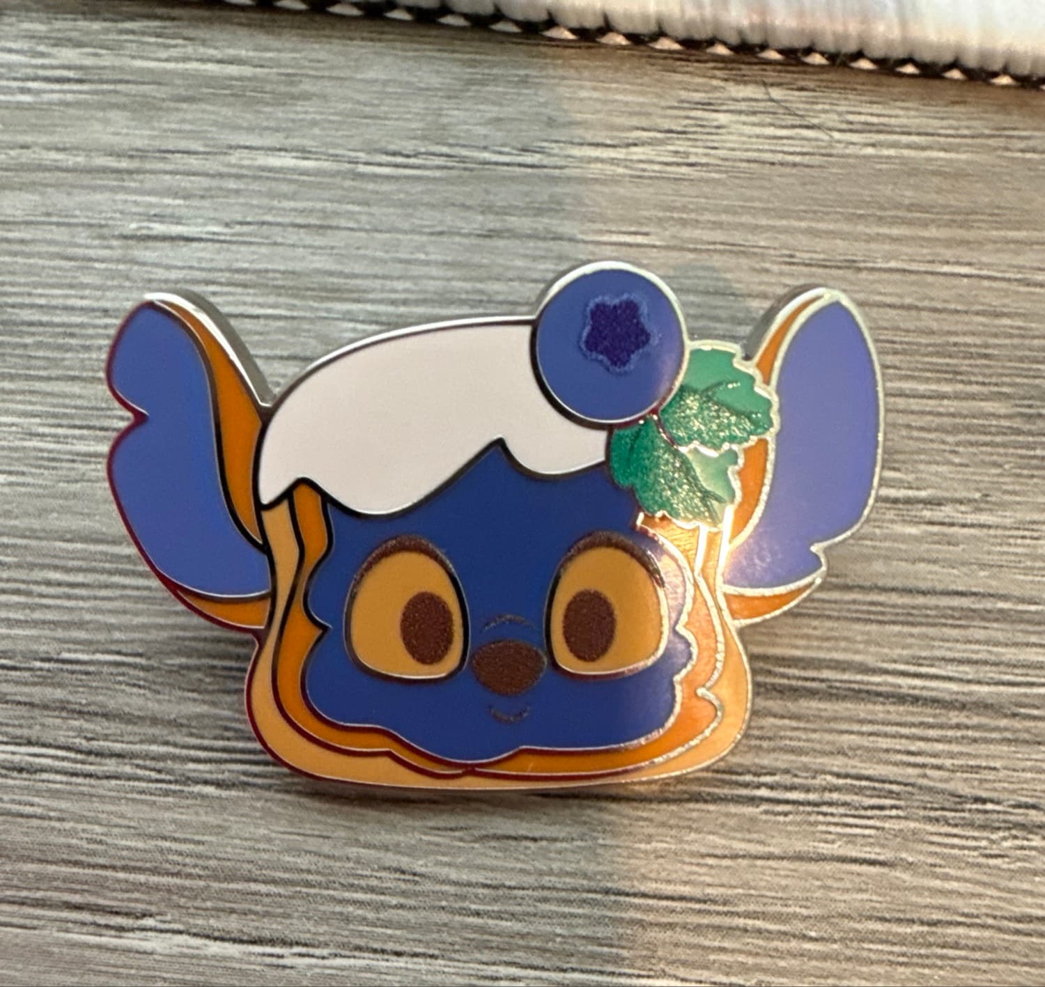 Munchling Mystery Pin