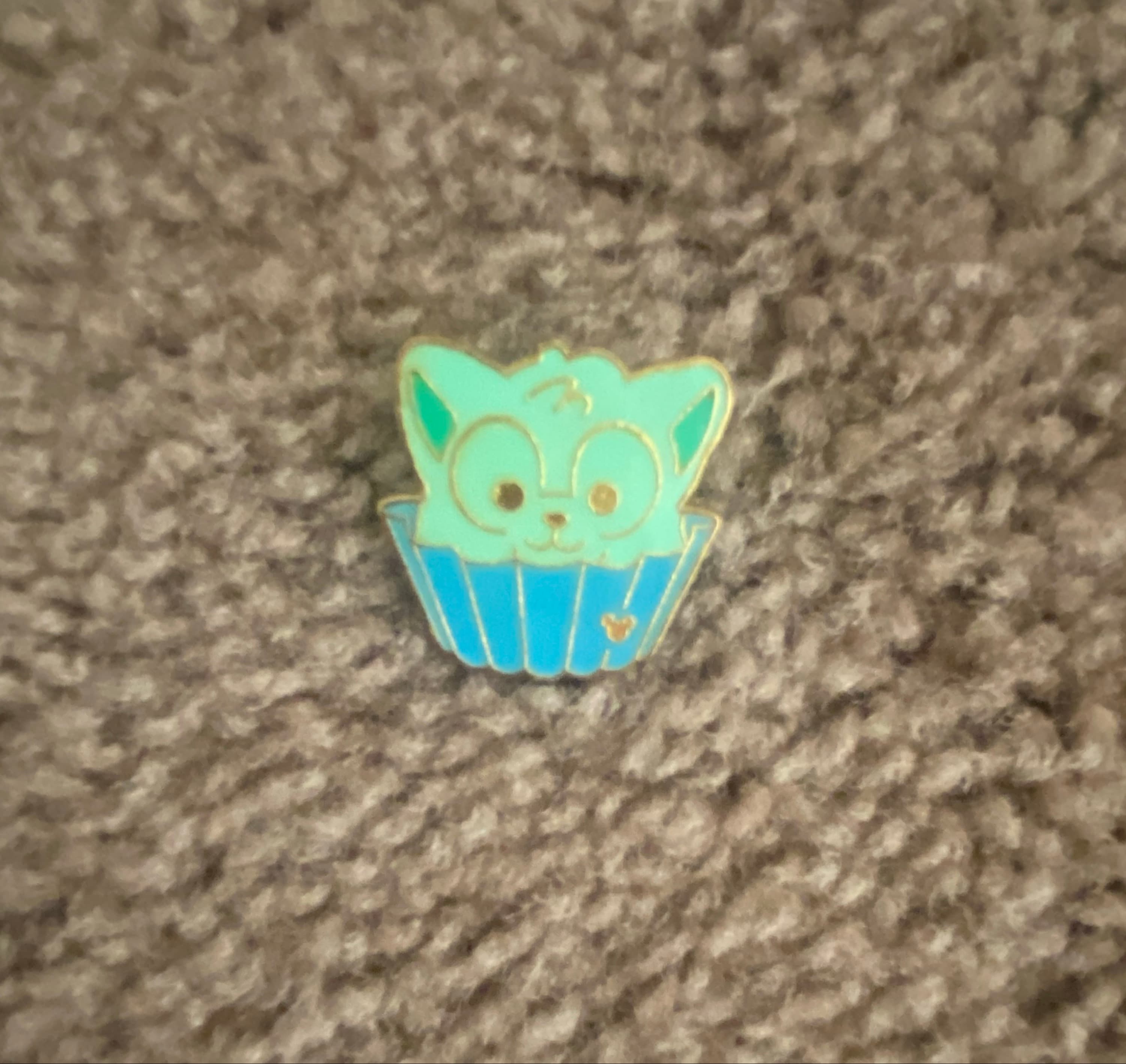 Gelatoni Cupcake - Carnival Food Truck - Hidden Mickey - Hong Kong Disneyland