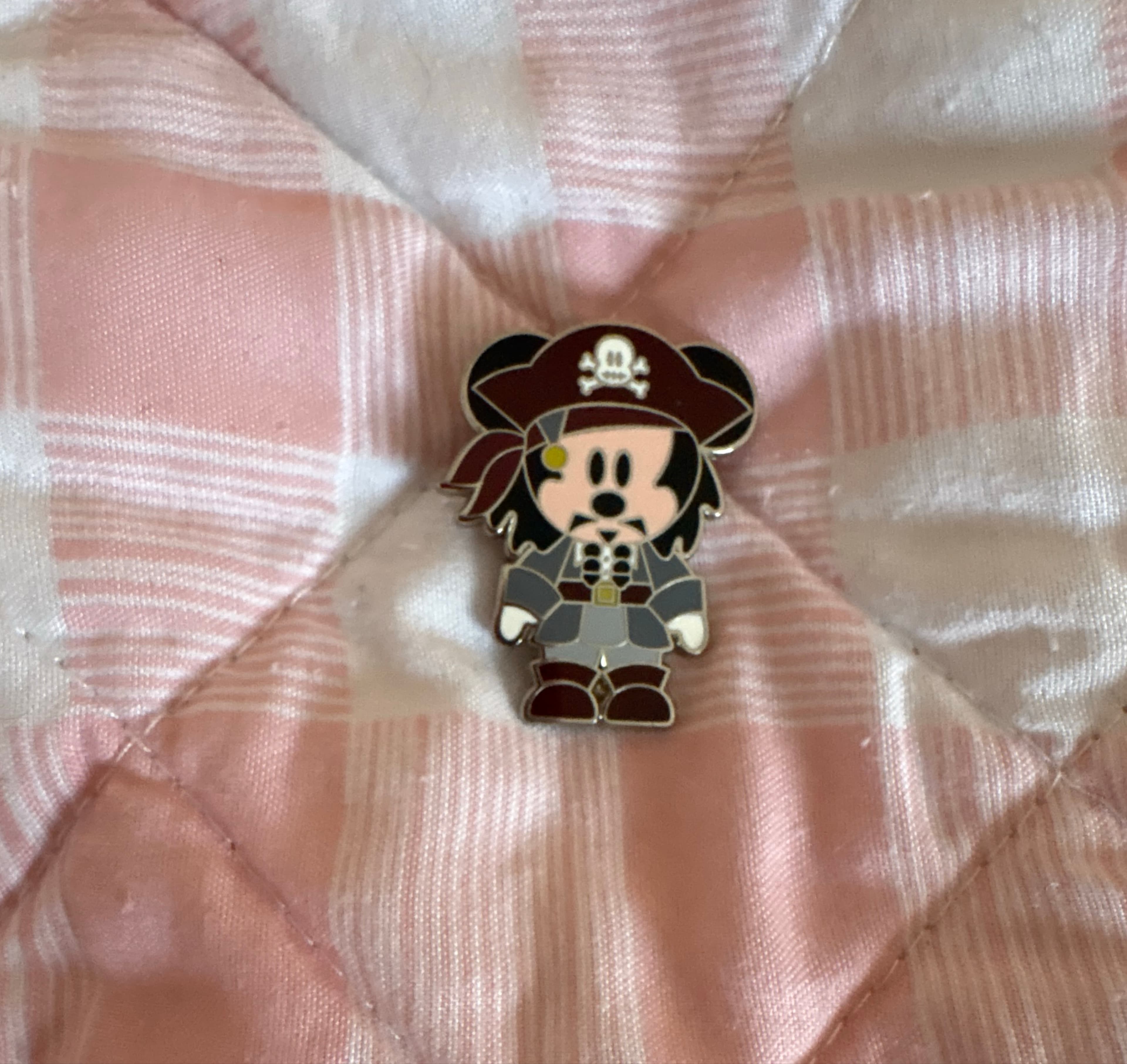 Mickey Mouse - Pirates of the Caribbean - Cute Characters Pin