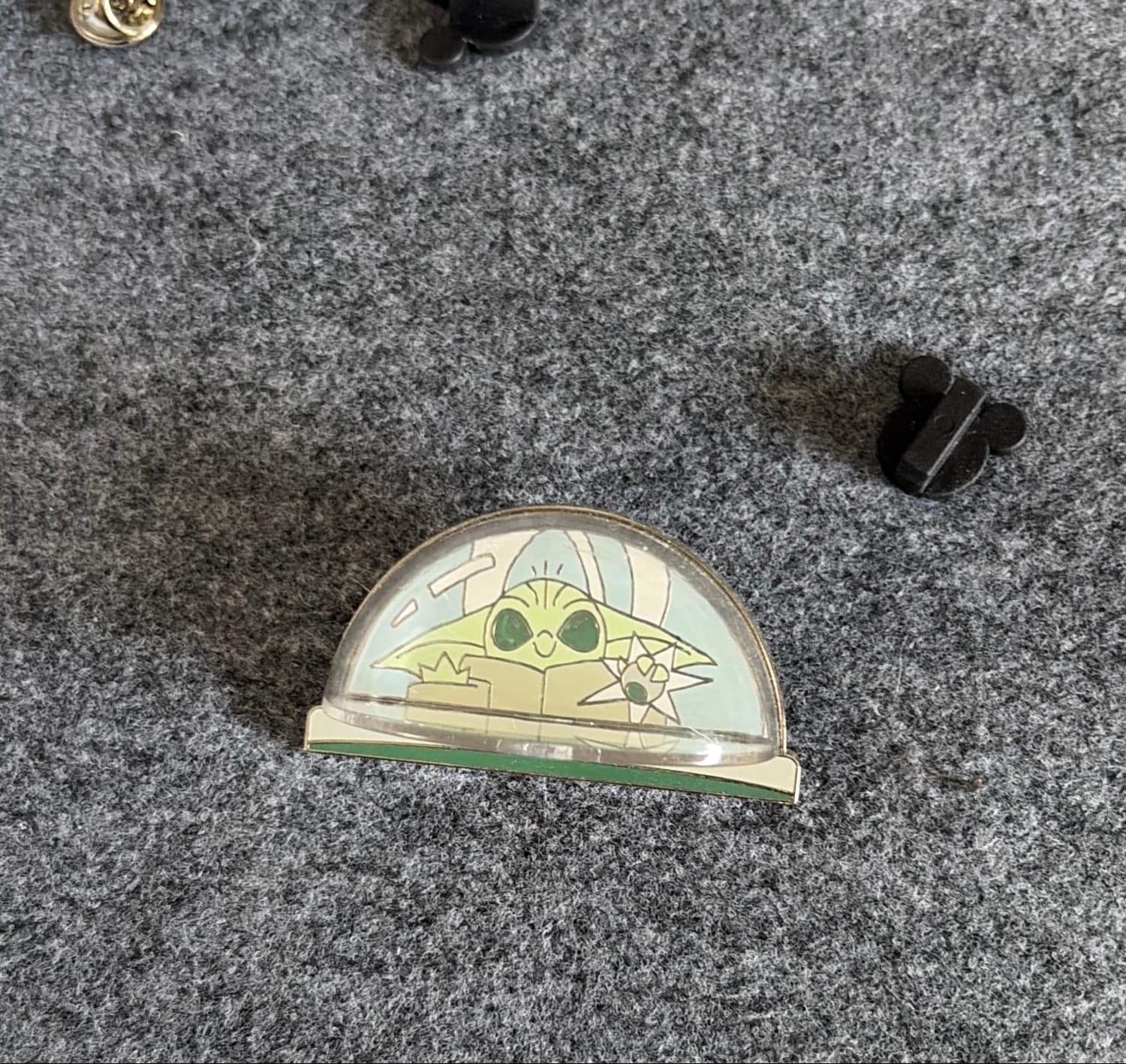 Disney Pin Star Wars Mandalorian Grogu Tap Tap 3D Dome