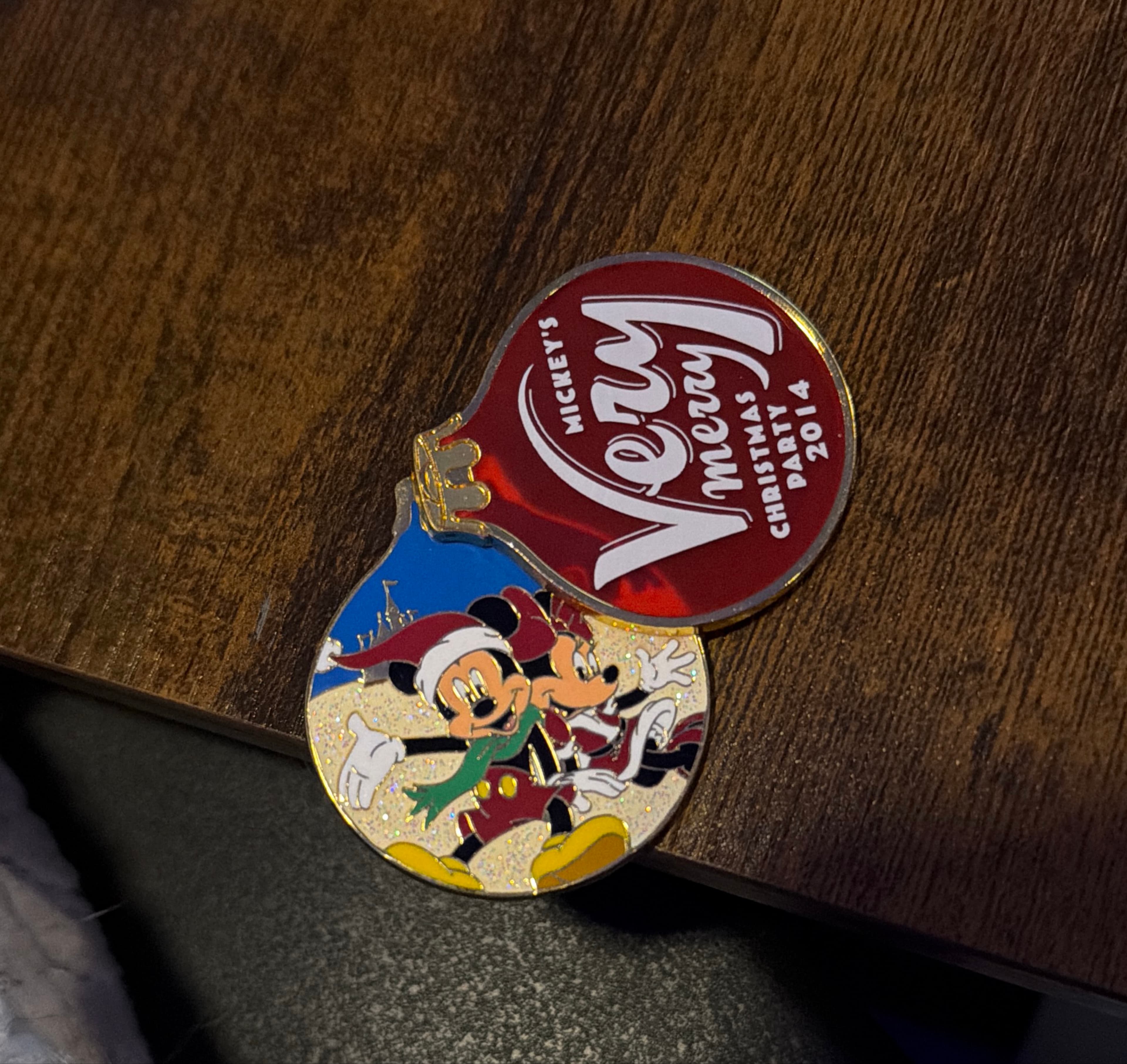 Mickey & Minnie Mouse - Mickey's Very Merry Christmas Party 2014