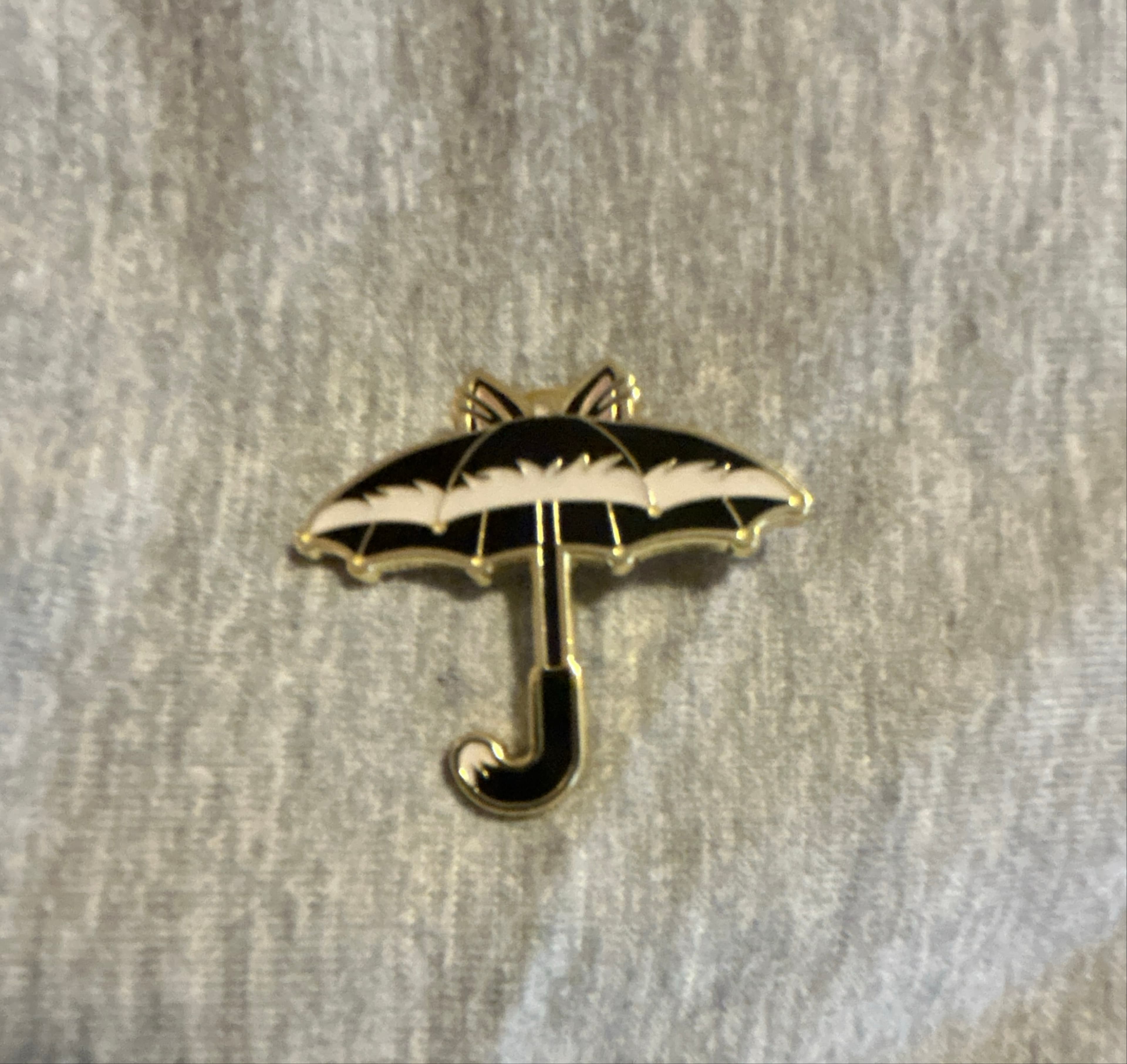 Figaro umbrella pin