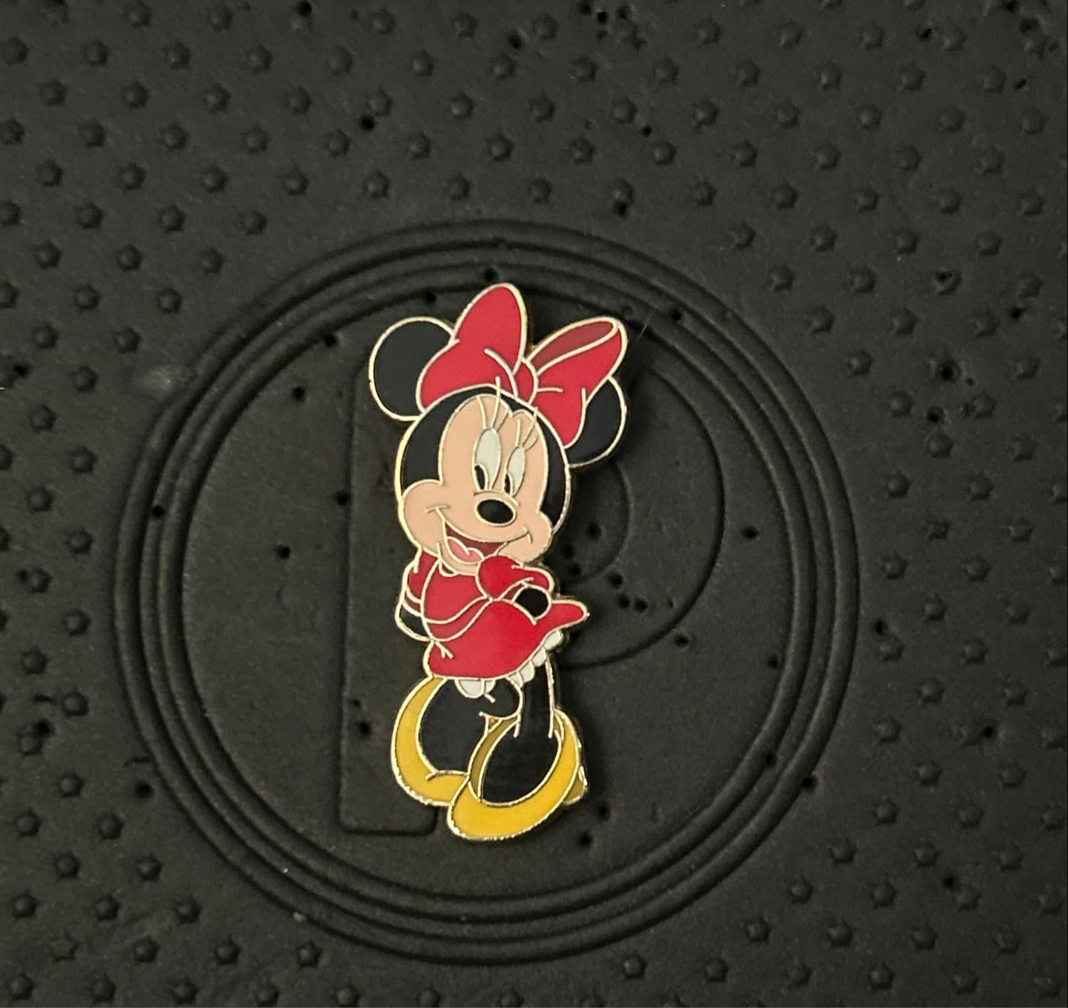 Minnie Mouse - Yesteryear Classic Pose
