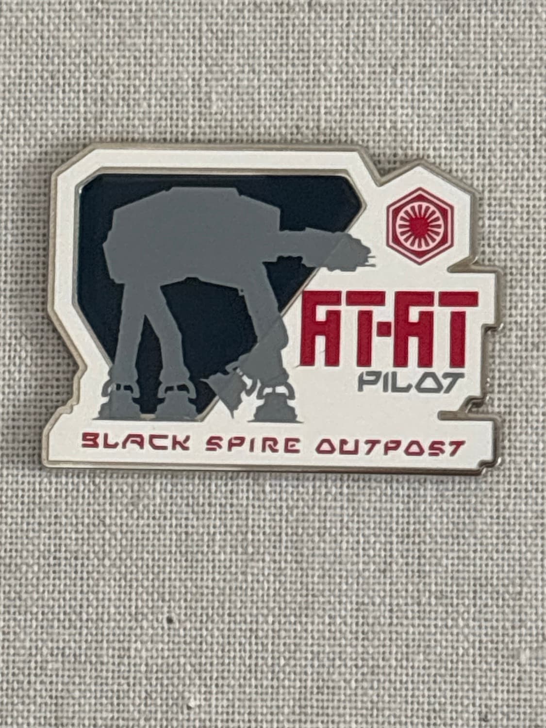 Star Wars Galaxy's Edge - AT-AT Pilot Black Spire Outpost