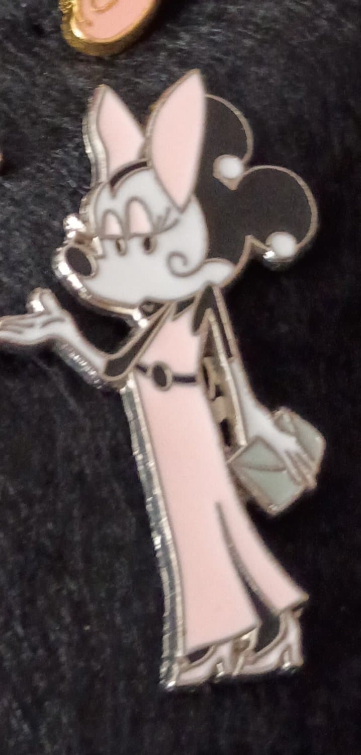 Minnie Mouse front