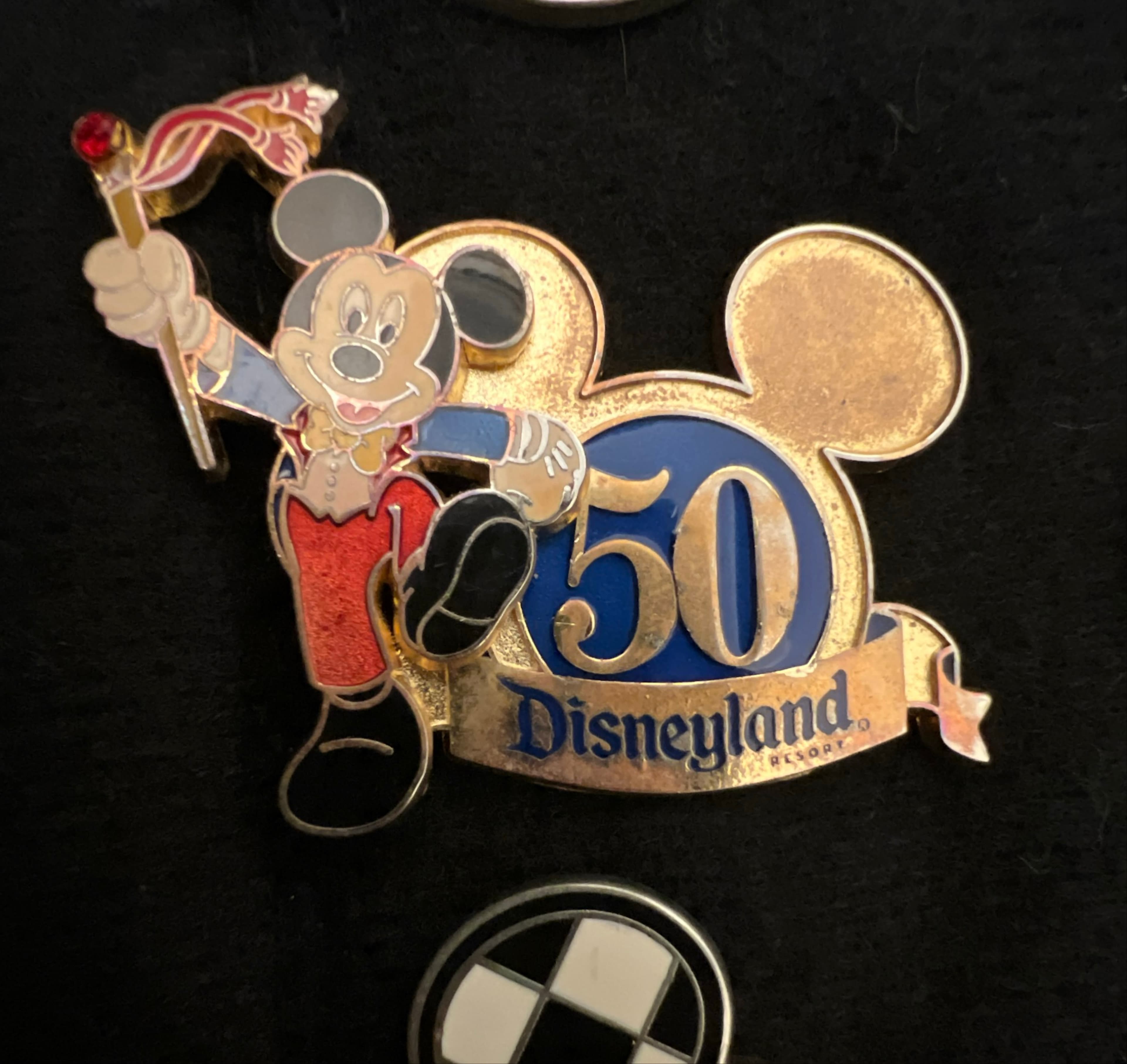 Happiest Homecoming on Earth Mickey Icon