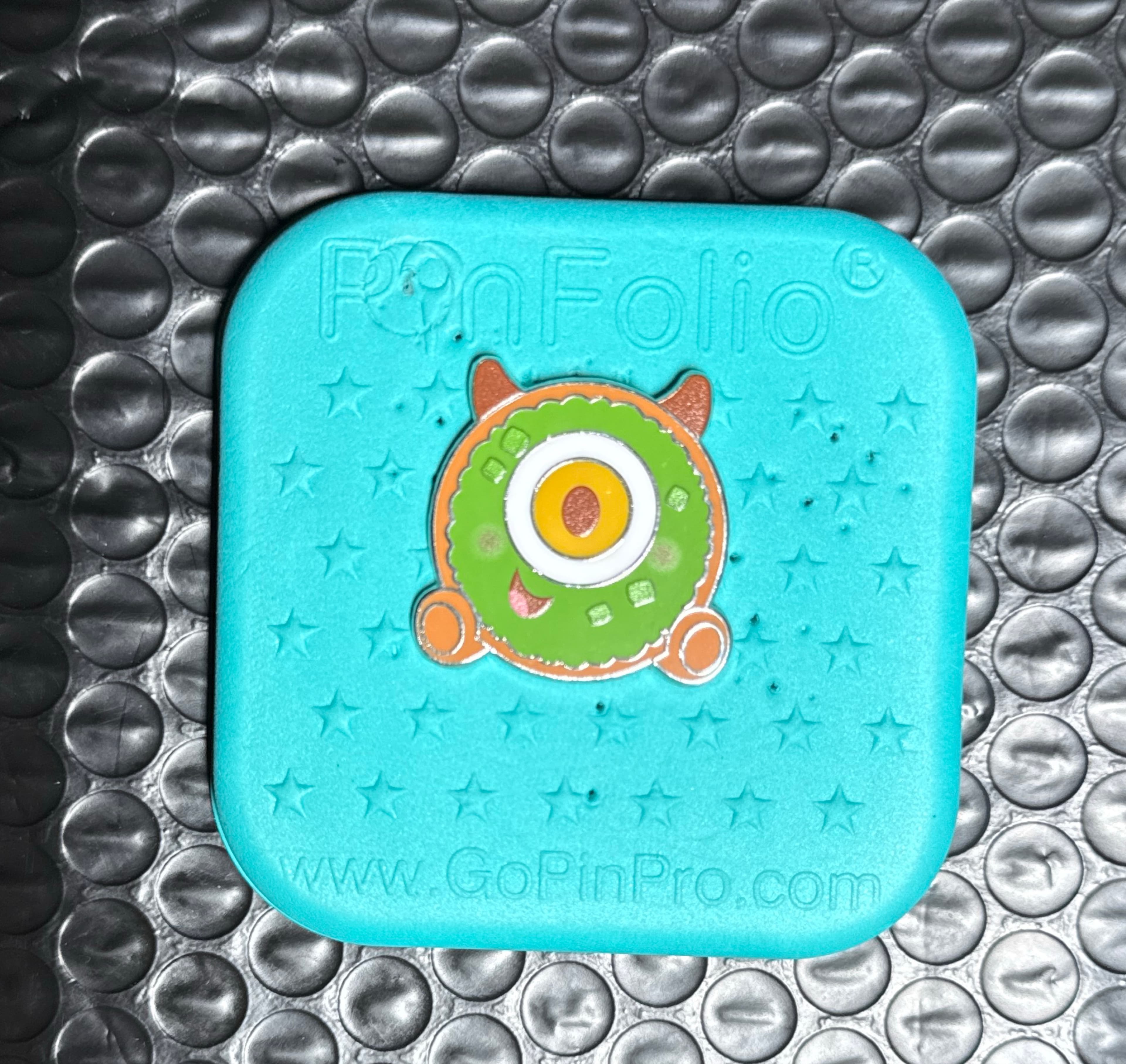 Mike Wazowski Avocado Breakfast Bagel - Munchlings Mystery Collection (Series 2)