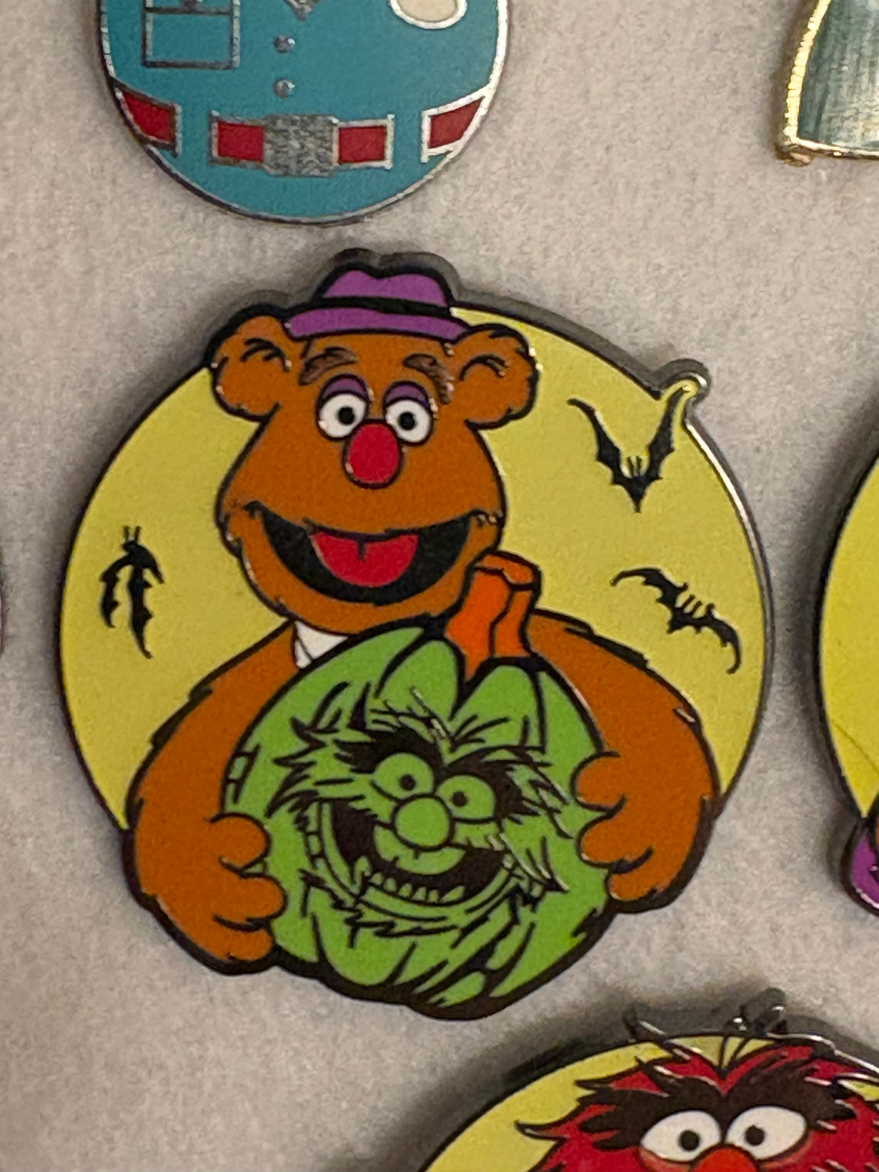 Fozzie Bear with Animal Pumpkin front