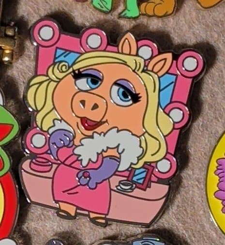 Miss Piggy - Disney Vanities - Series 1