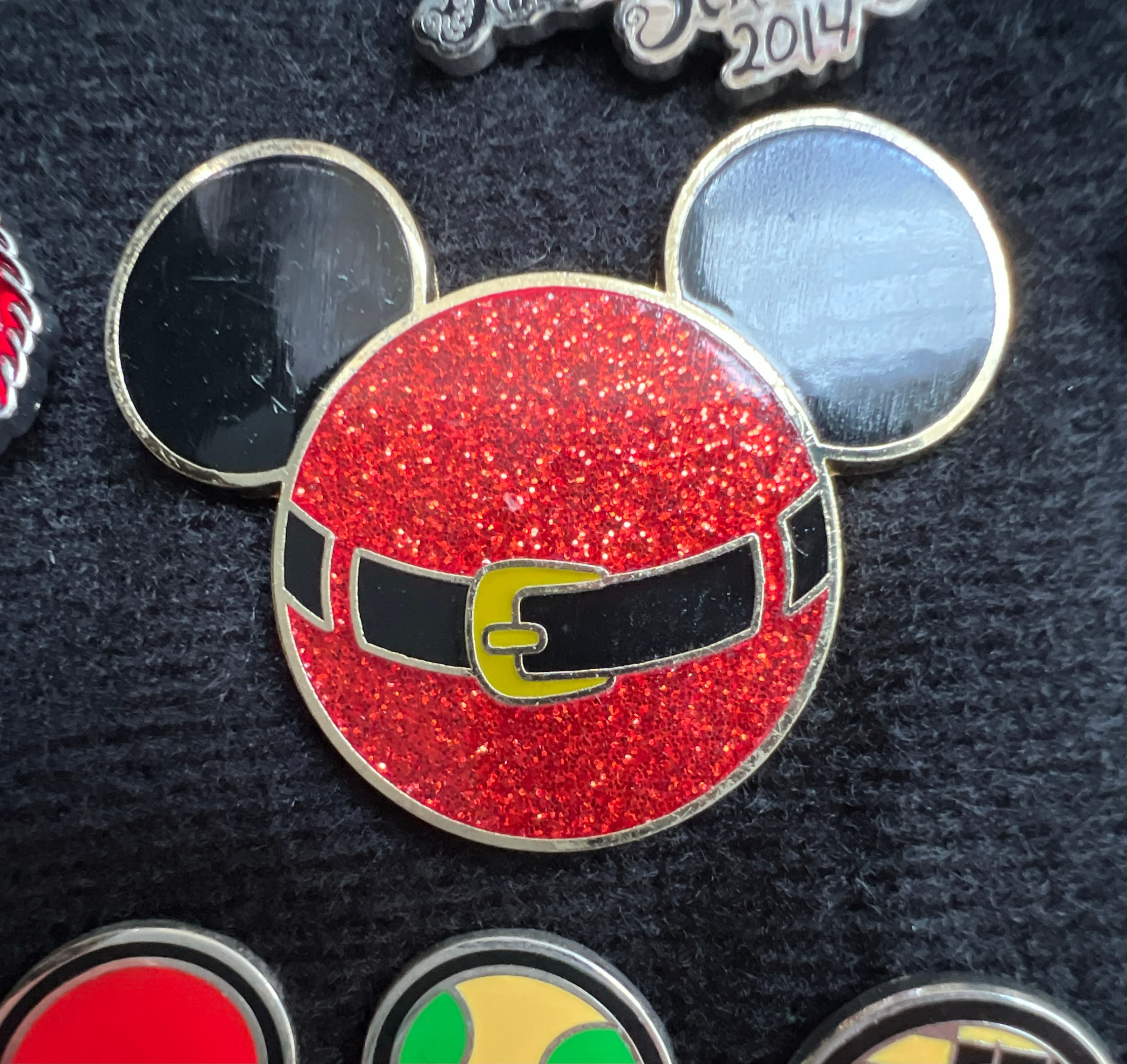 Mickey Icon - Santa Belt with Glitter