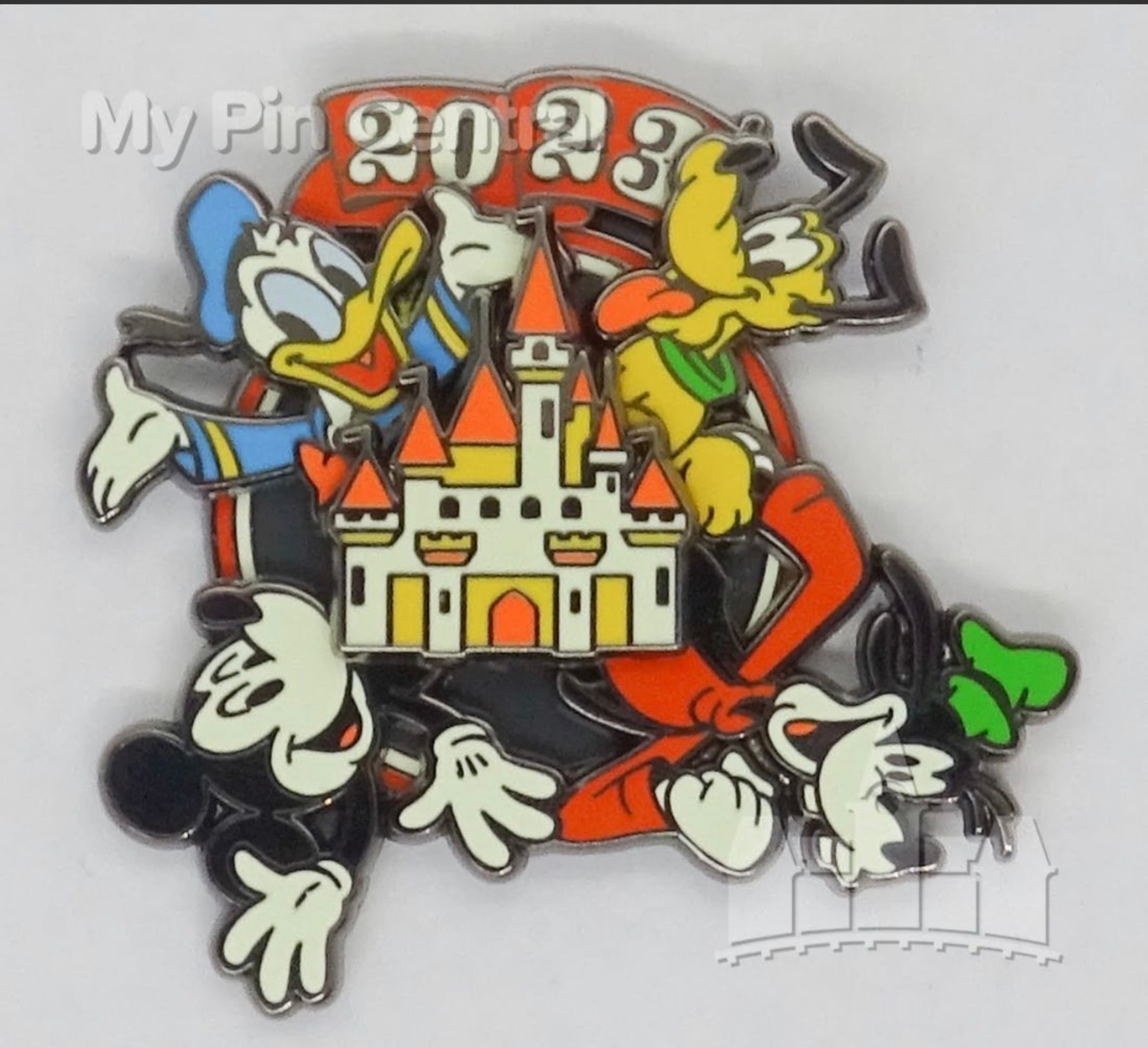 2023 Dated Year Fab 4 Castle Spinner Pin