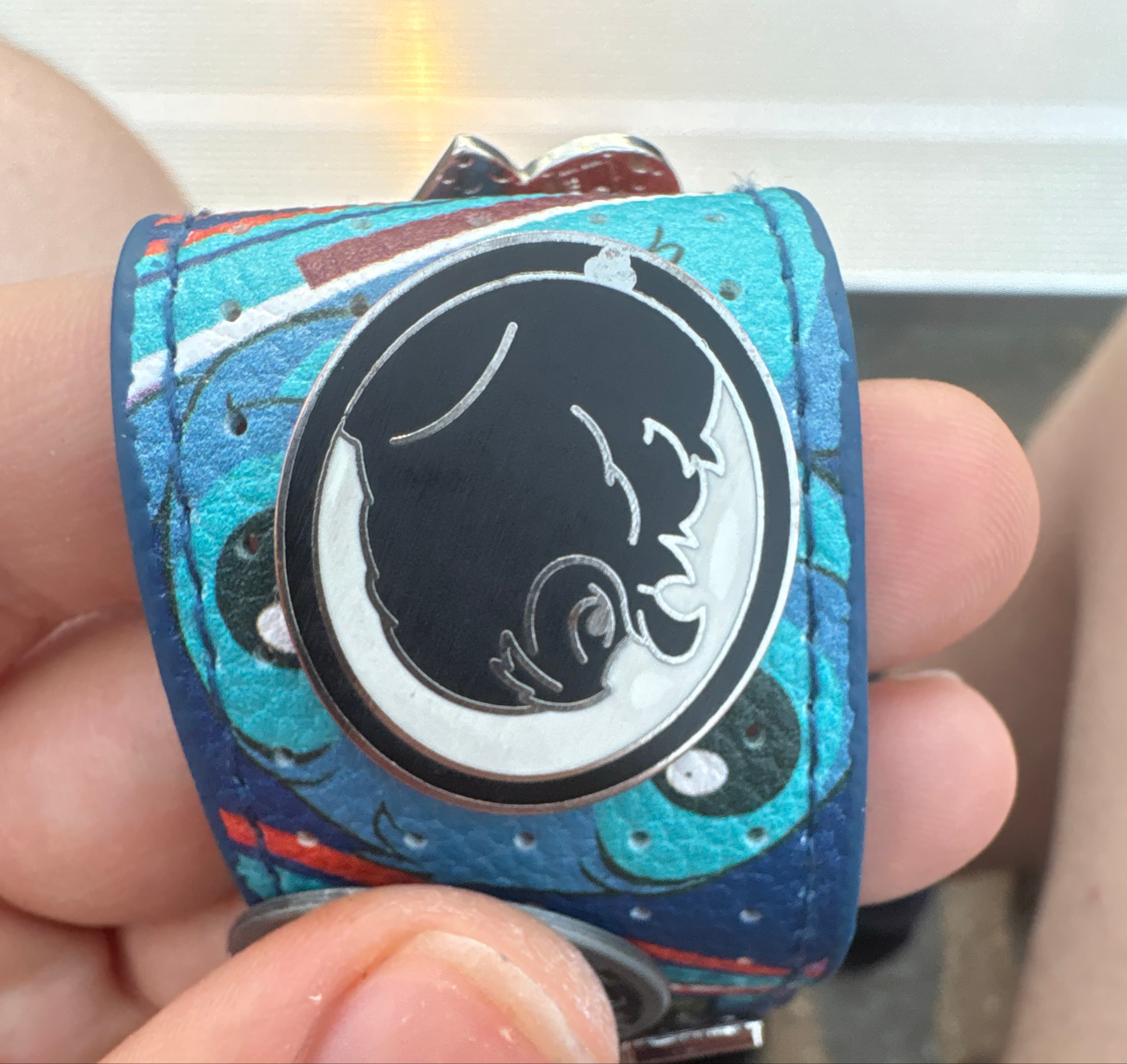 Hidden Mickey Owl Silhouette Winnie the Pooh Pin front