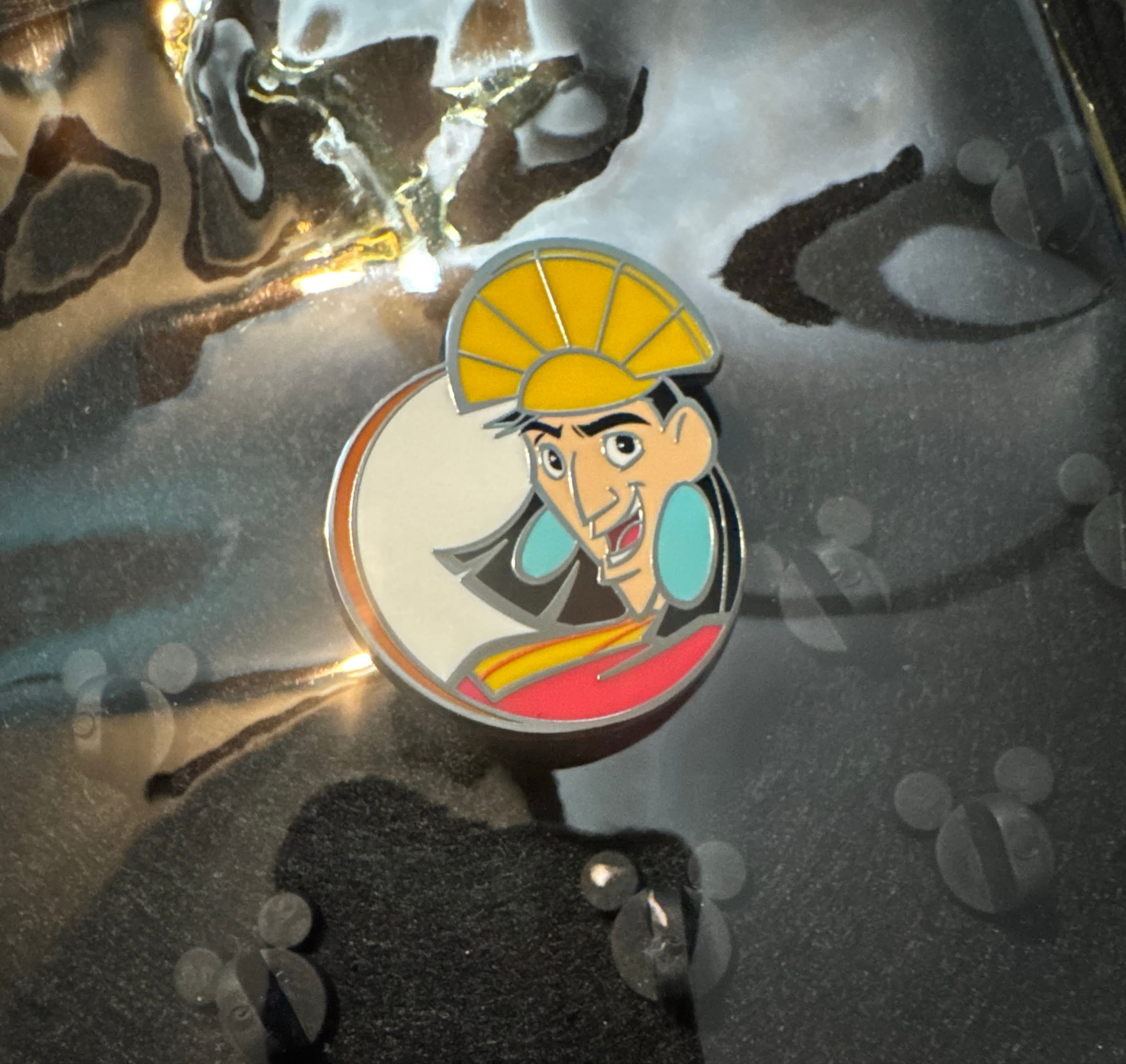 Hidden Mickey Series 2018: The Emperor's New Groove - Wave A