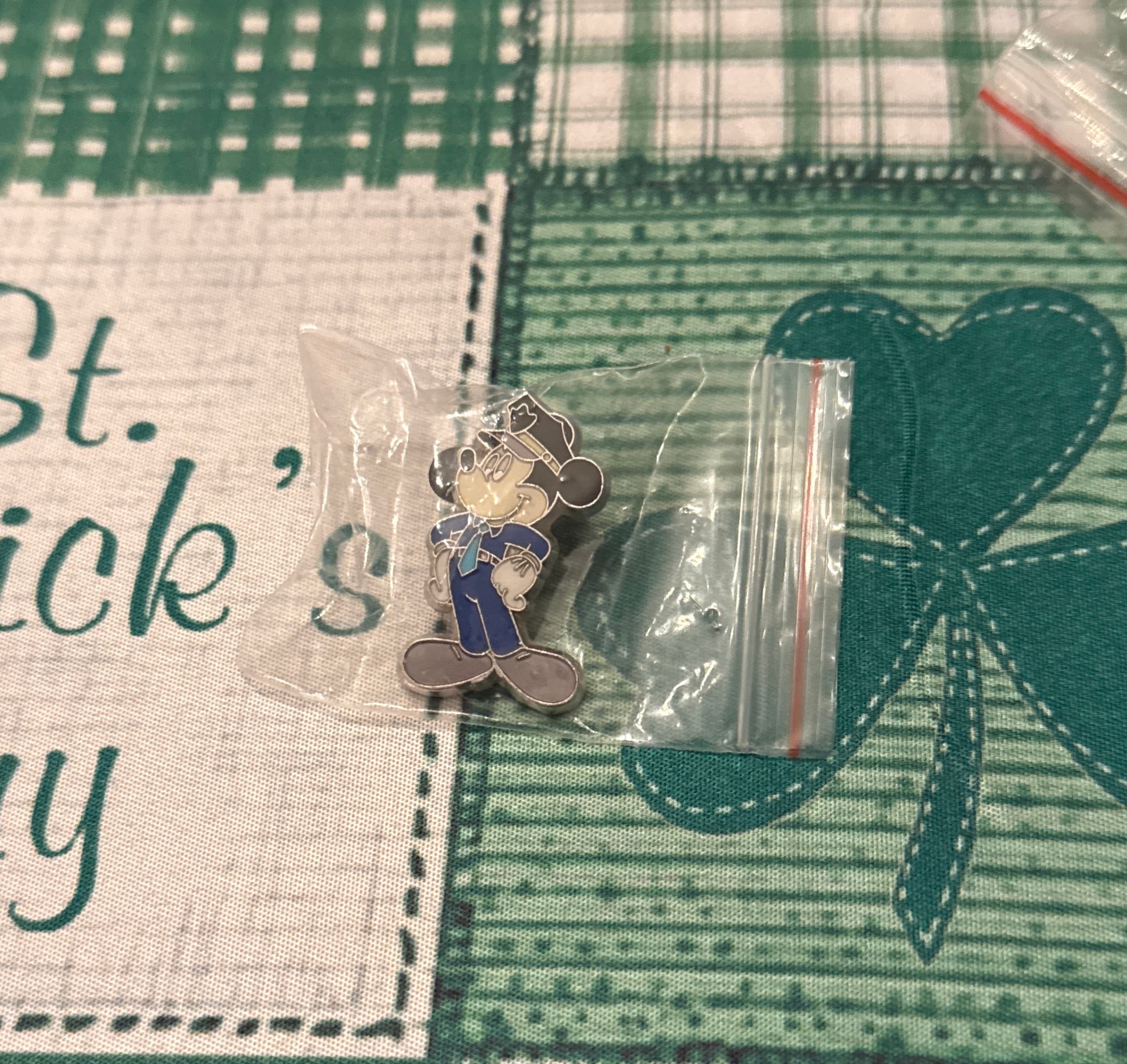 Mickey Mouse - Police Officer / Security - Professions Mystery Collection