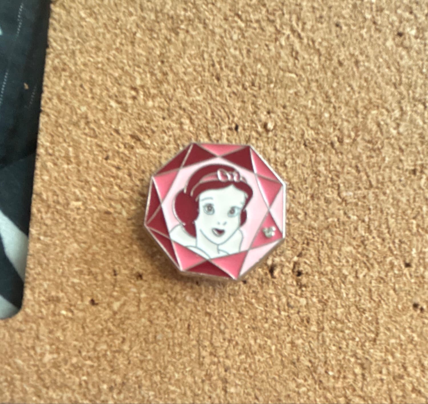 Snow White Princess Precious Gems Pin