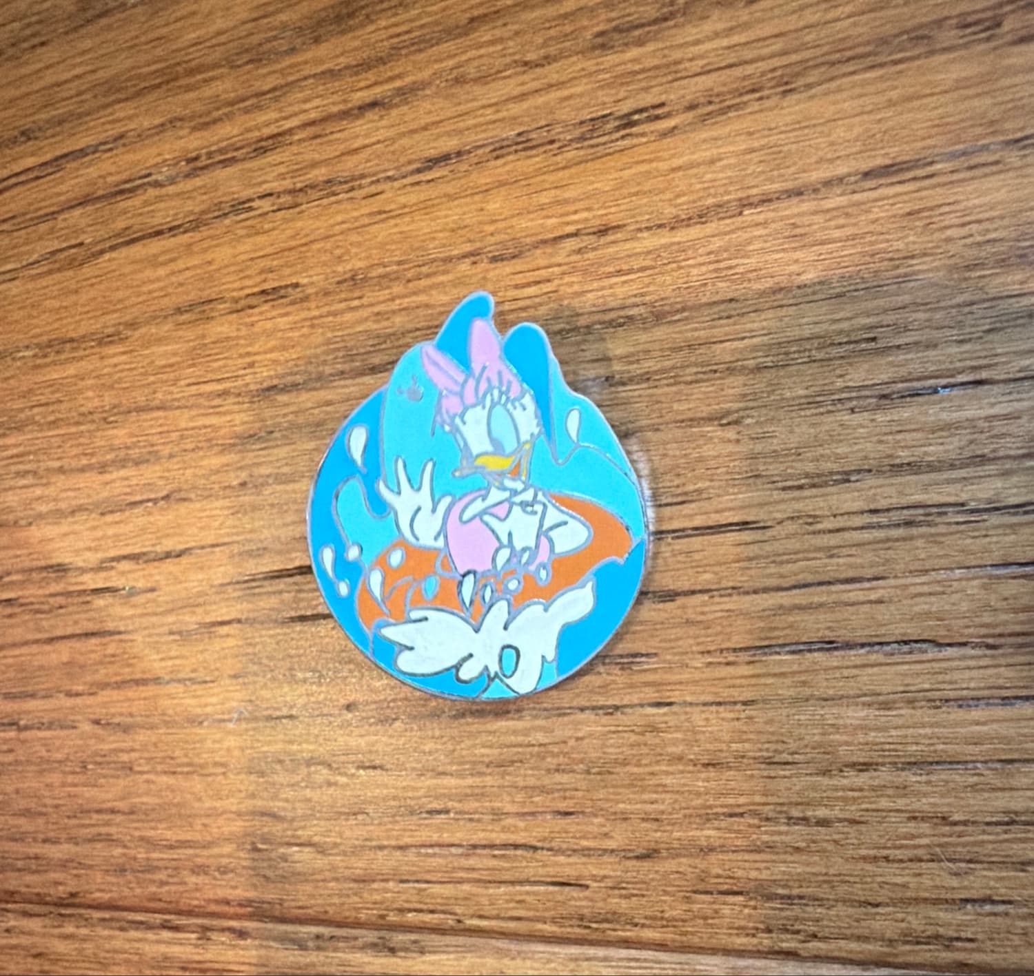 WDW - Hidden Mickey Inner Tube Series - 2006 - Daisy Duck