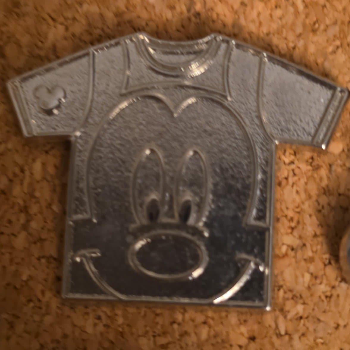 Mickey Mouse T-Shirt All Silver Chaser