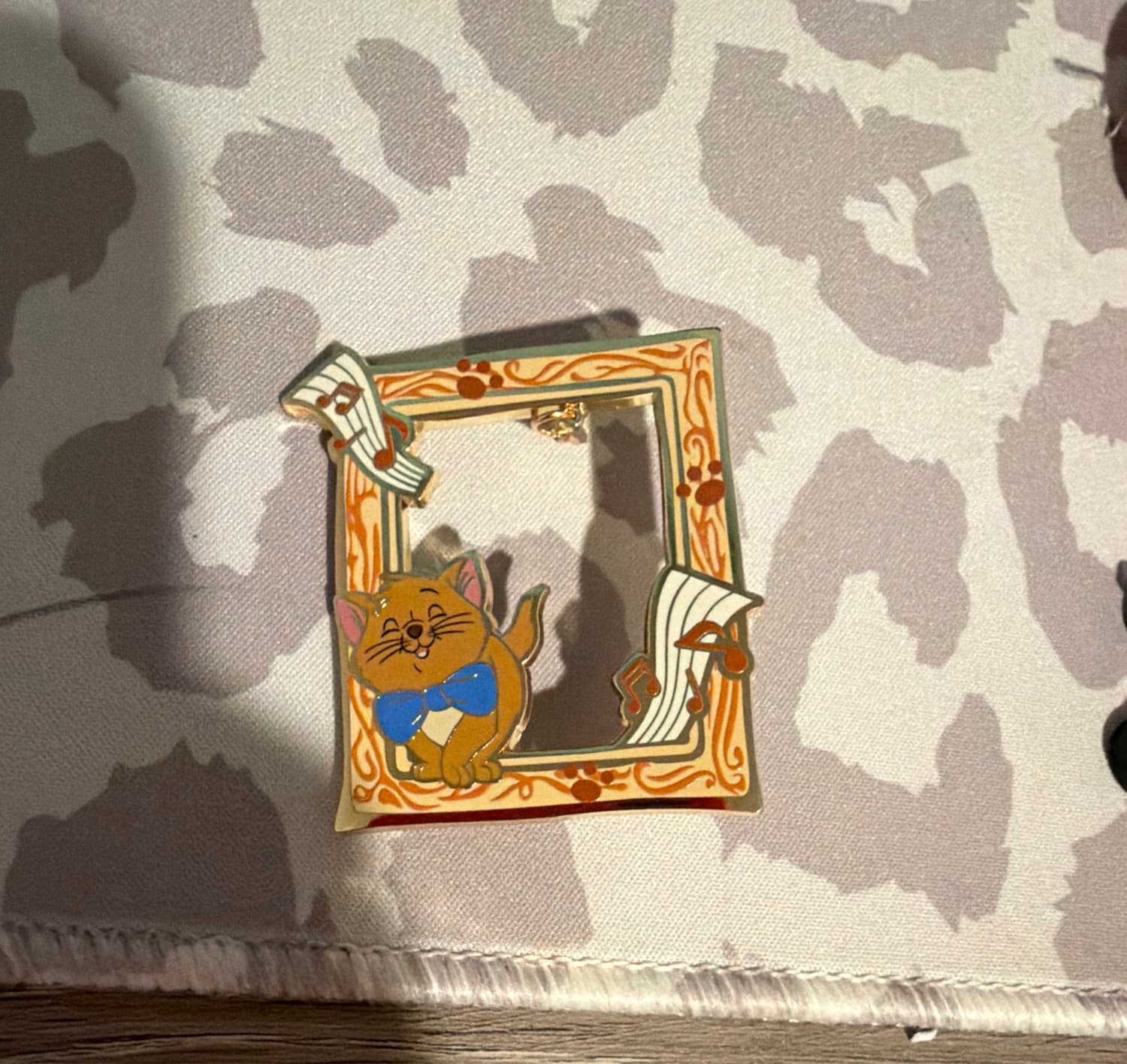 Toulouse in Frame with Music Notes