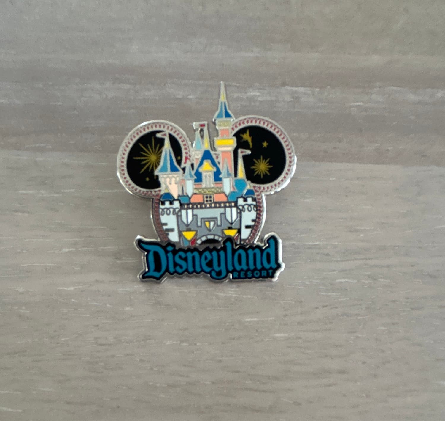 Disneyland Mickey Ears Castle Pin