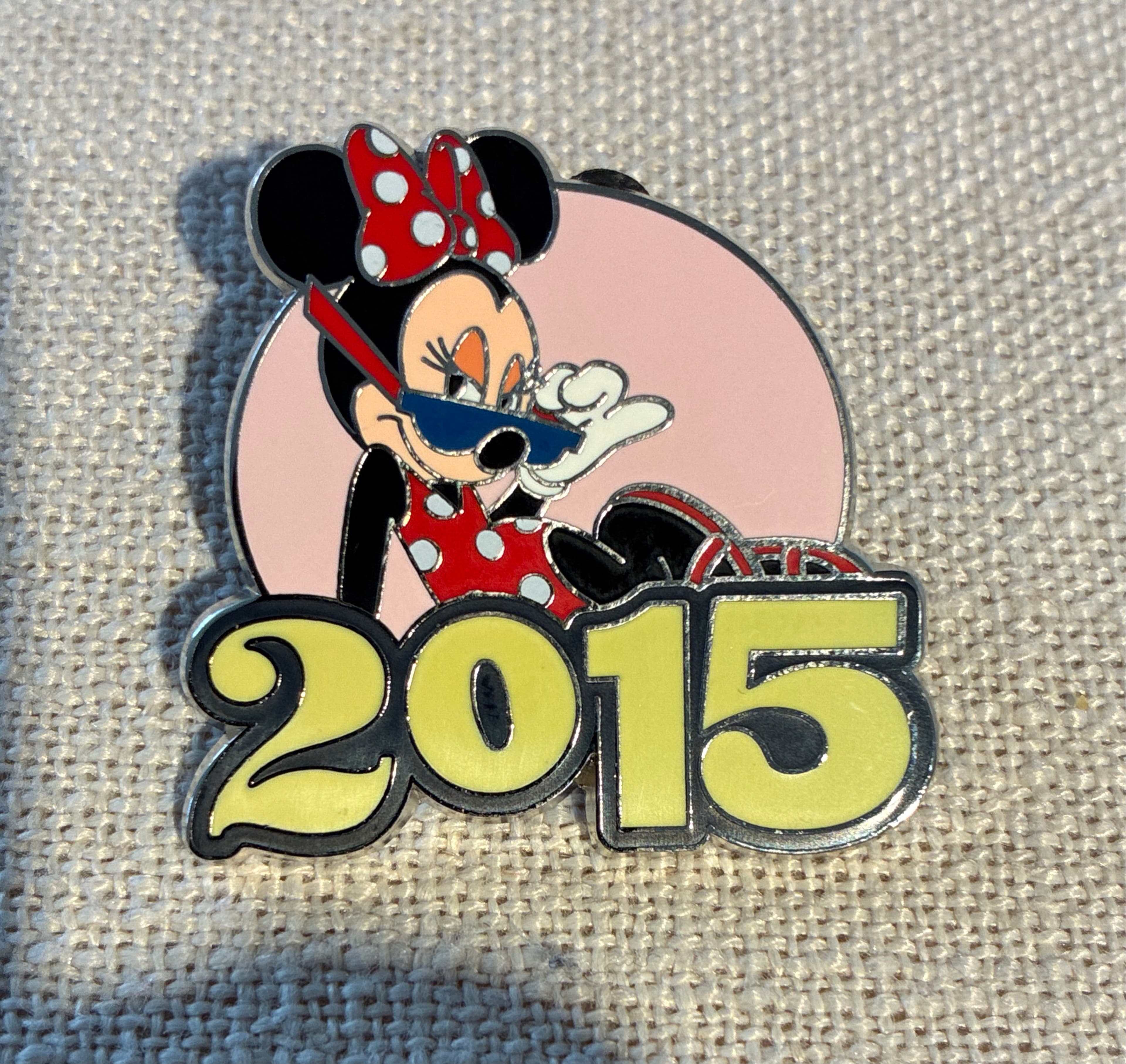 2015 Disney World Icons Pin Trading Starter Set - Minnie at Magic Kingdom ONLY