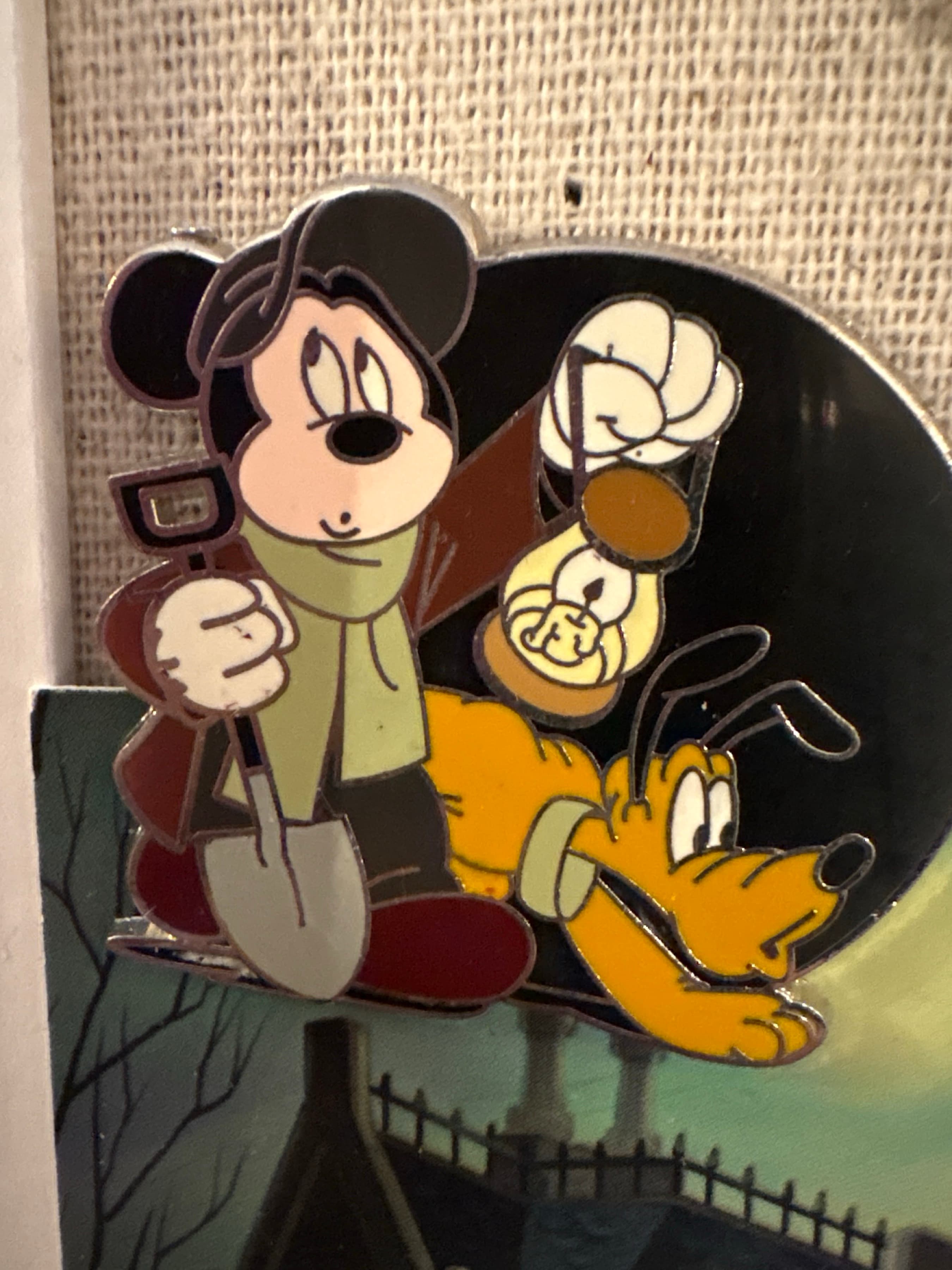 Coffin Characters Mystery Collection - Mickey and Pluto as the Caretaker and His Dog - The Haunted Mansion front