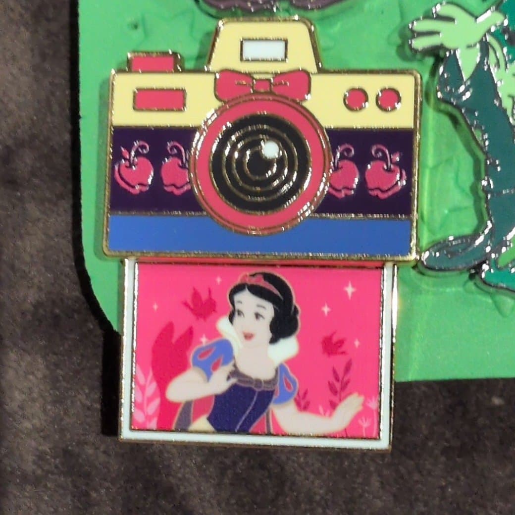 Snow White Princess Instant Camera Slider Pin